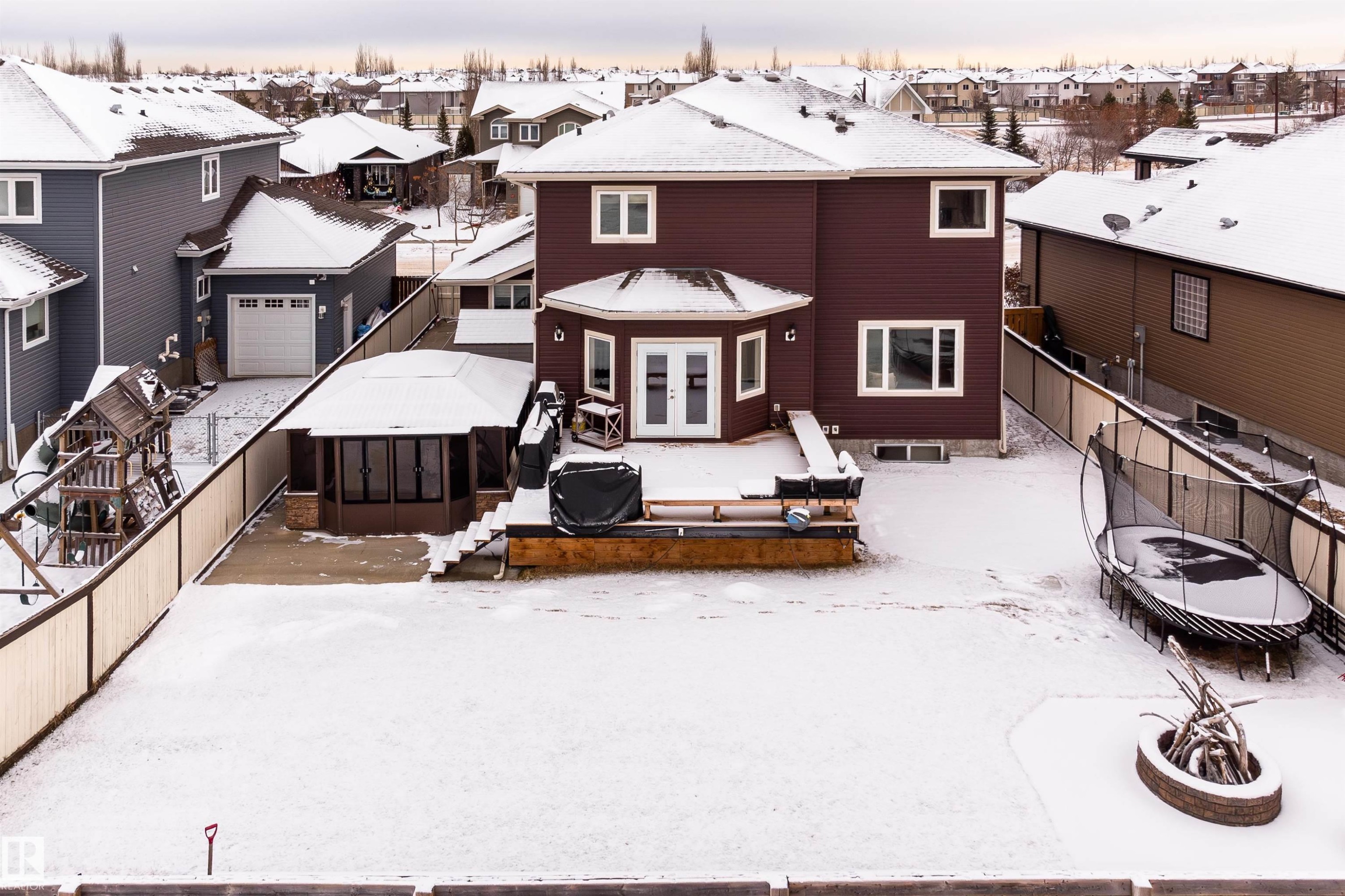 












22 VALE Terrace

,
Fort Saskatchewan,




AB
T8L 0B1

