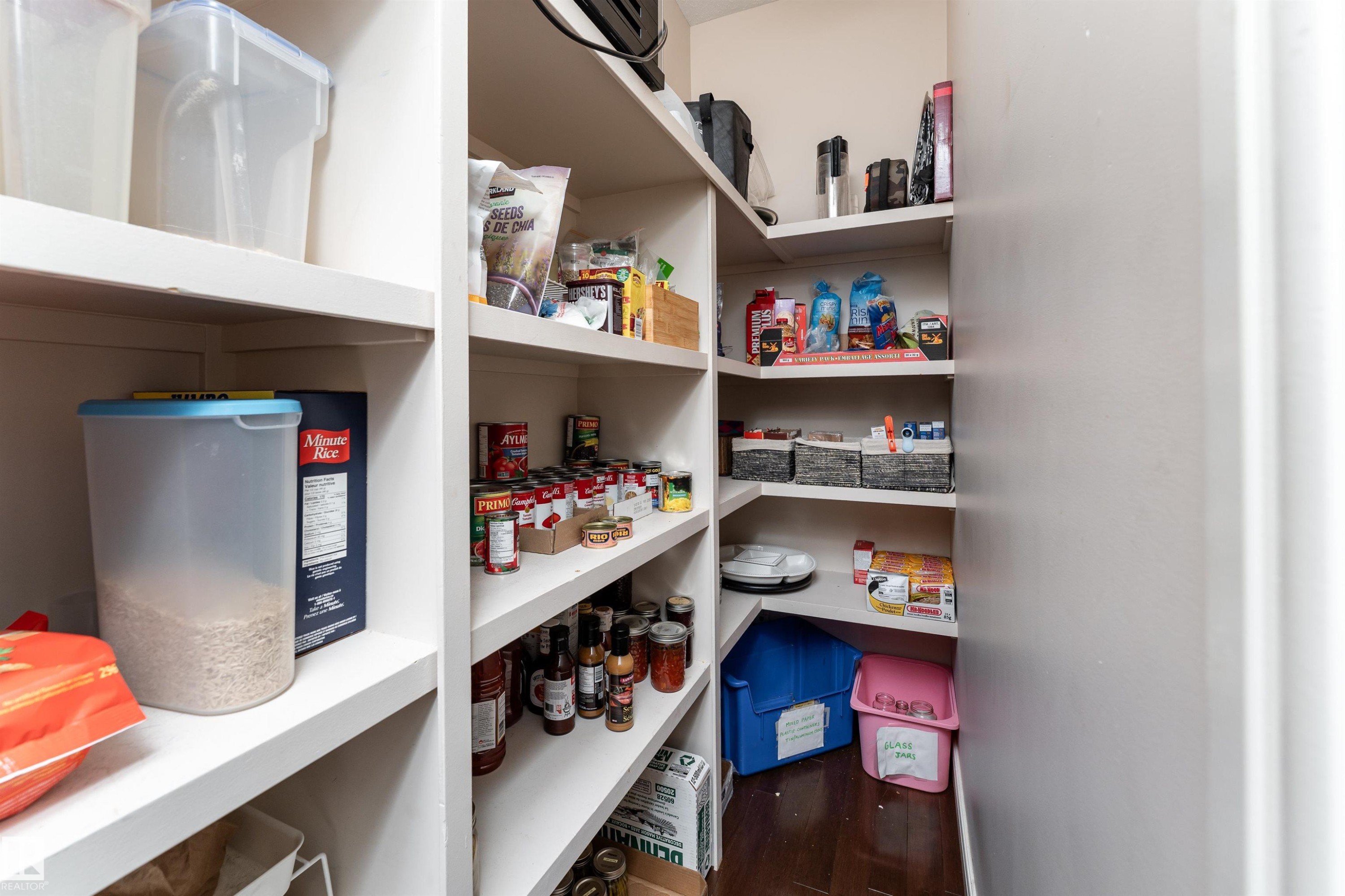 












22 VALE Terrace

,
Fort Saskatchewan,




AB
T8L 0B1

