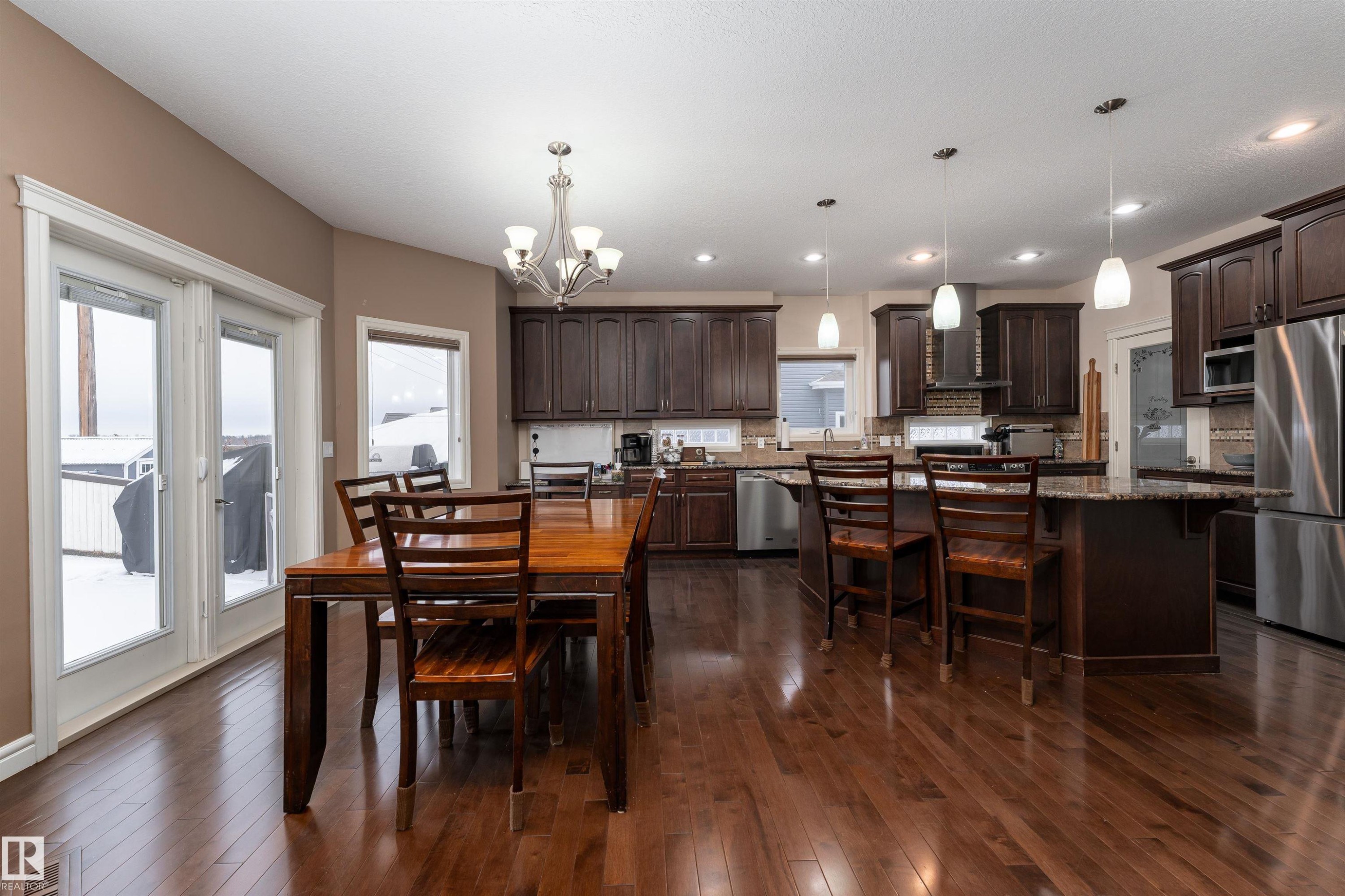 












22 VALE Terrace

,
Fort Saskatchewan,




AB
T8L 0B1

