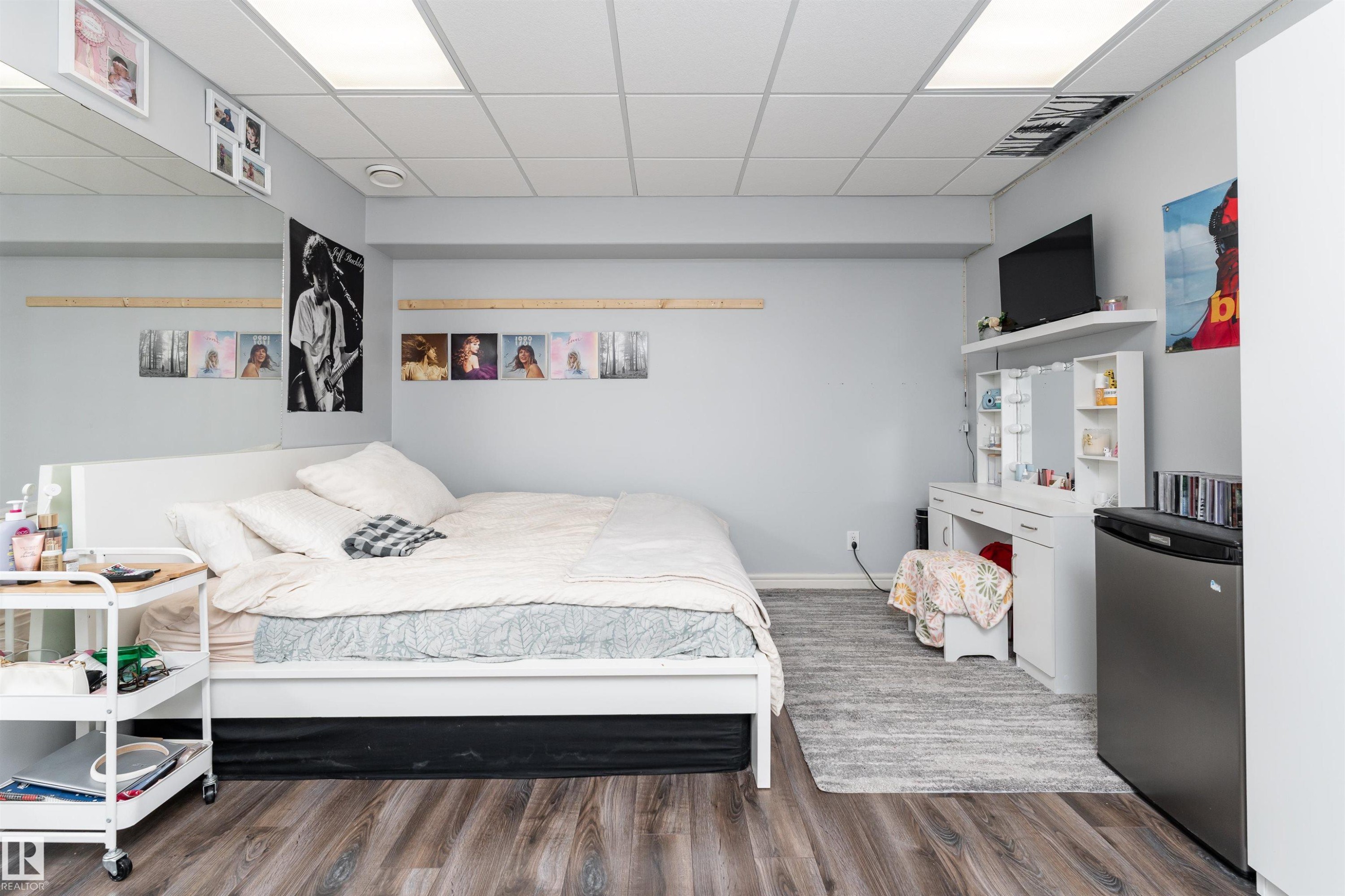 












22 VALE Terrace

,
Fort Saskatchewan,




AB
T8L 0B1

