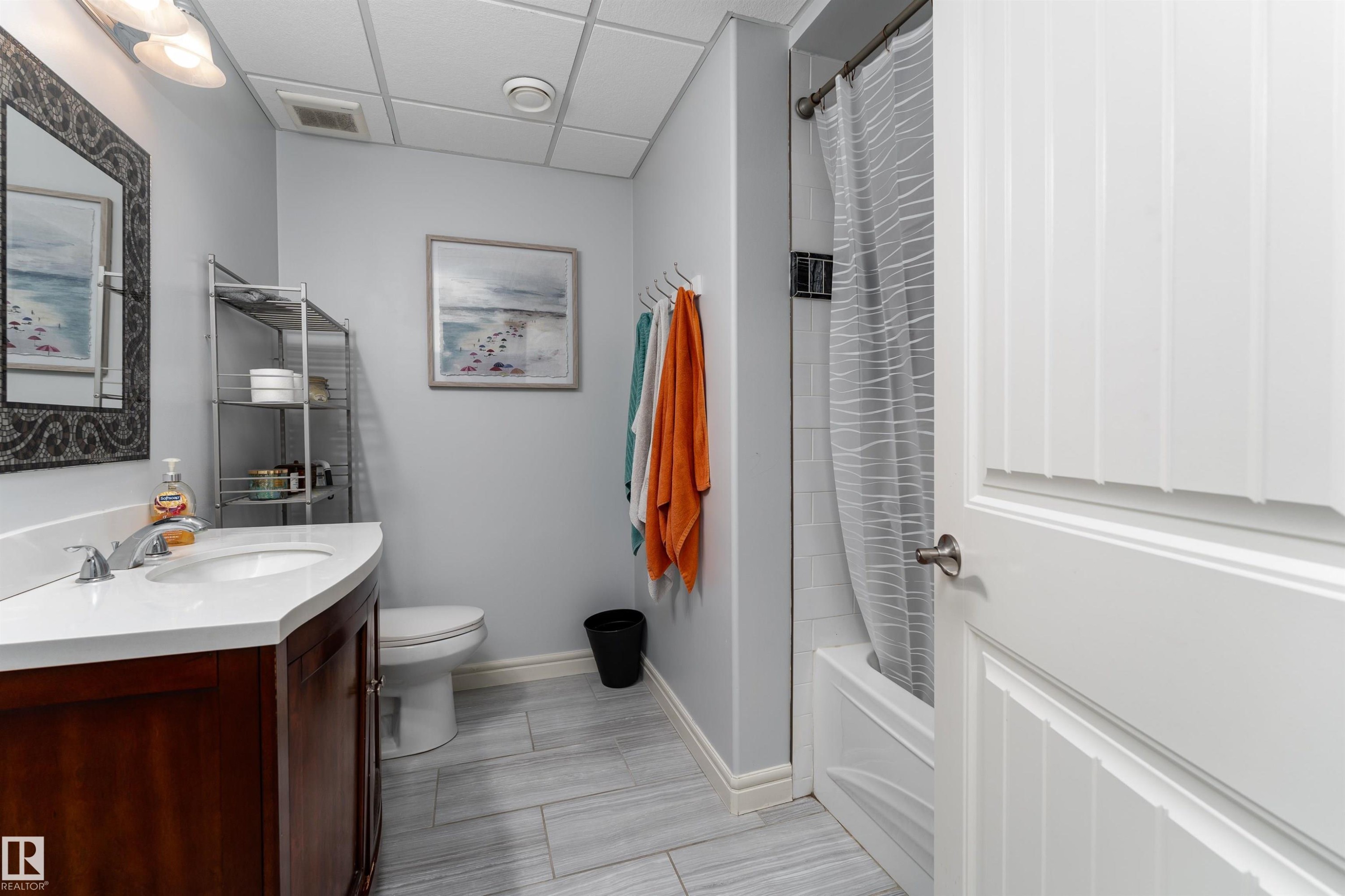 












22 VALE Terrace

,
Fort Saskatchewan,




AB
T8L 0B1

