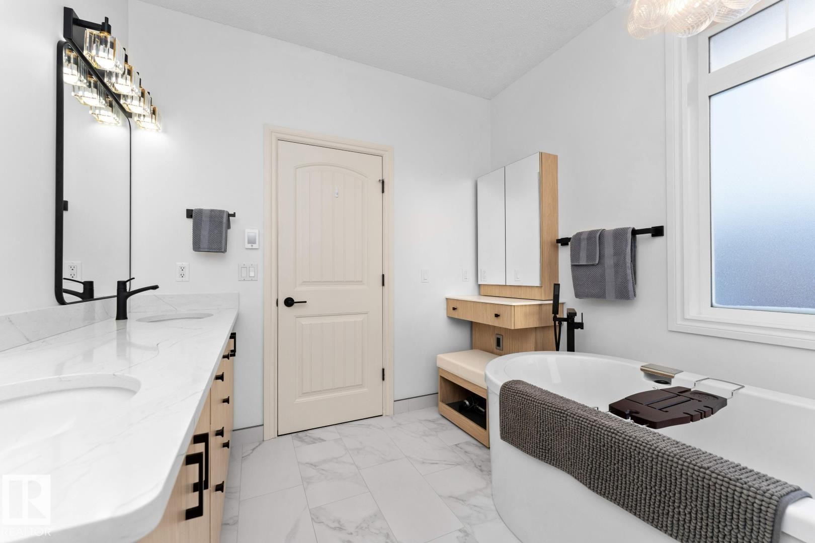 












3211 62 Street

,
Beaumont,




AB
T4X 1T6

