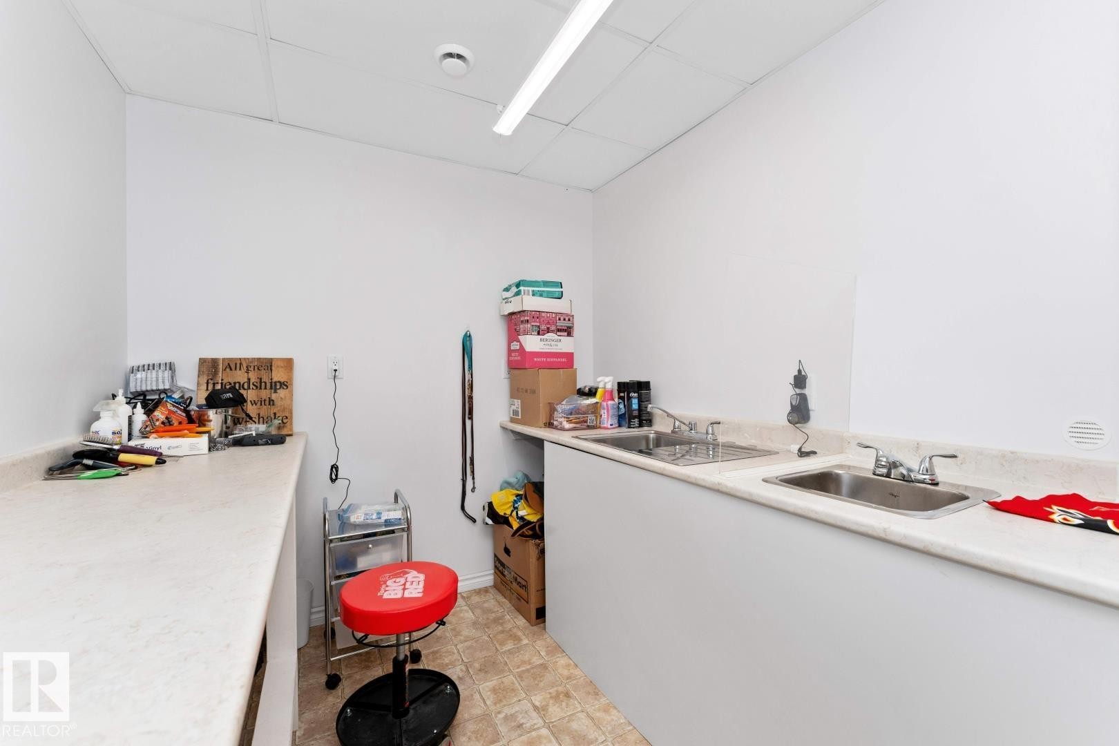 












3211 62 Street

,
Beaumont,




AB
T4X 1T6

