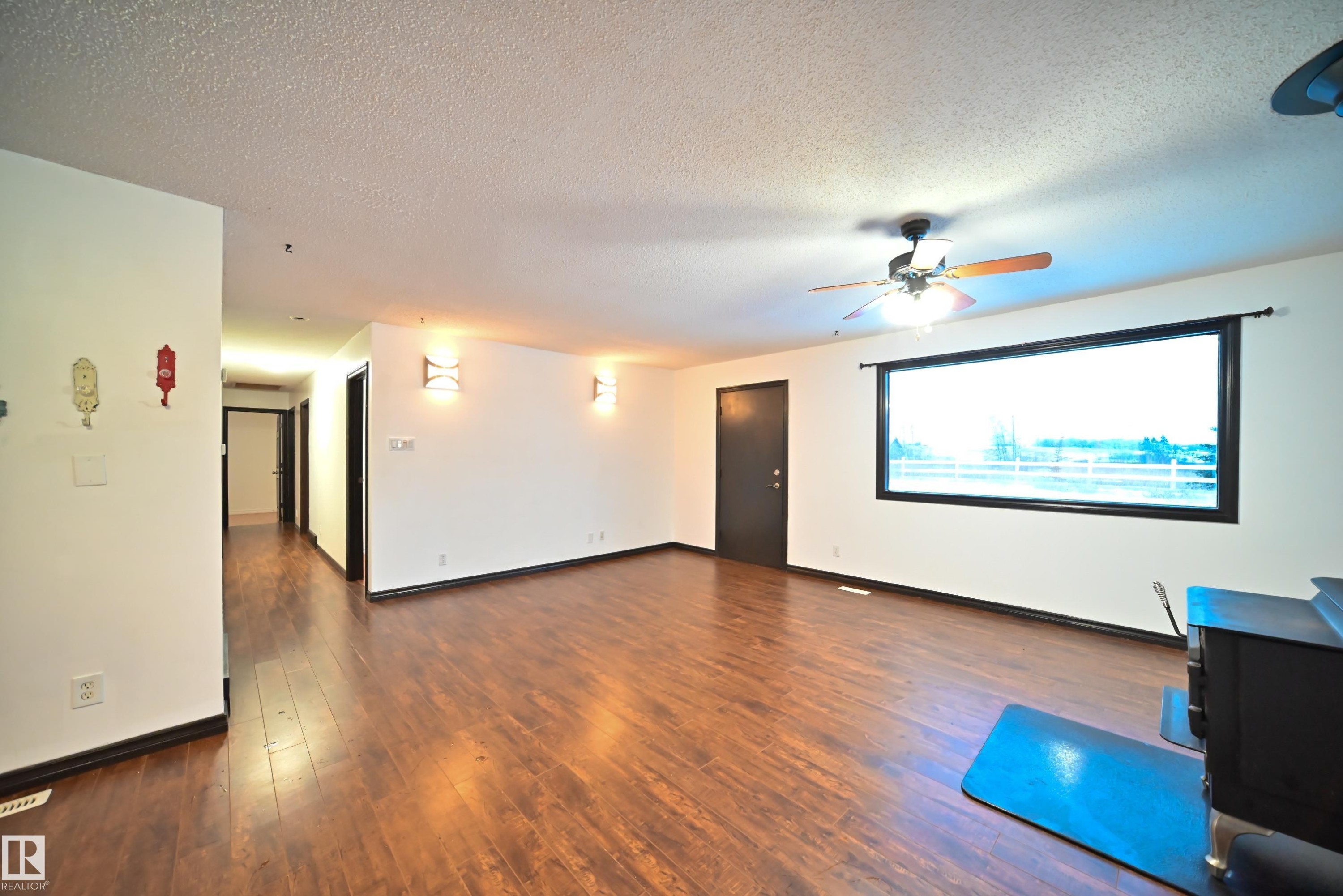 












4715 49 Avenue

,
Ranfurly,




AB
T0B 3T0

