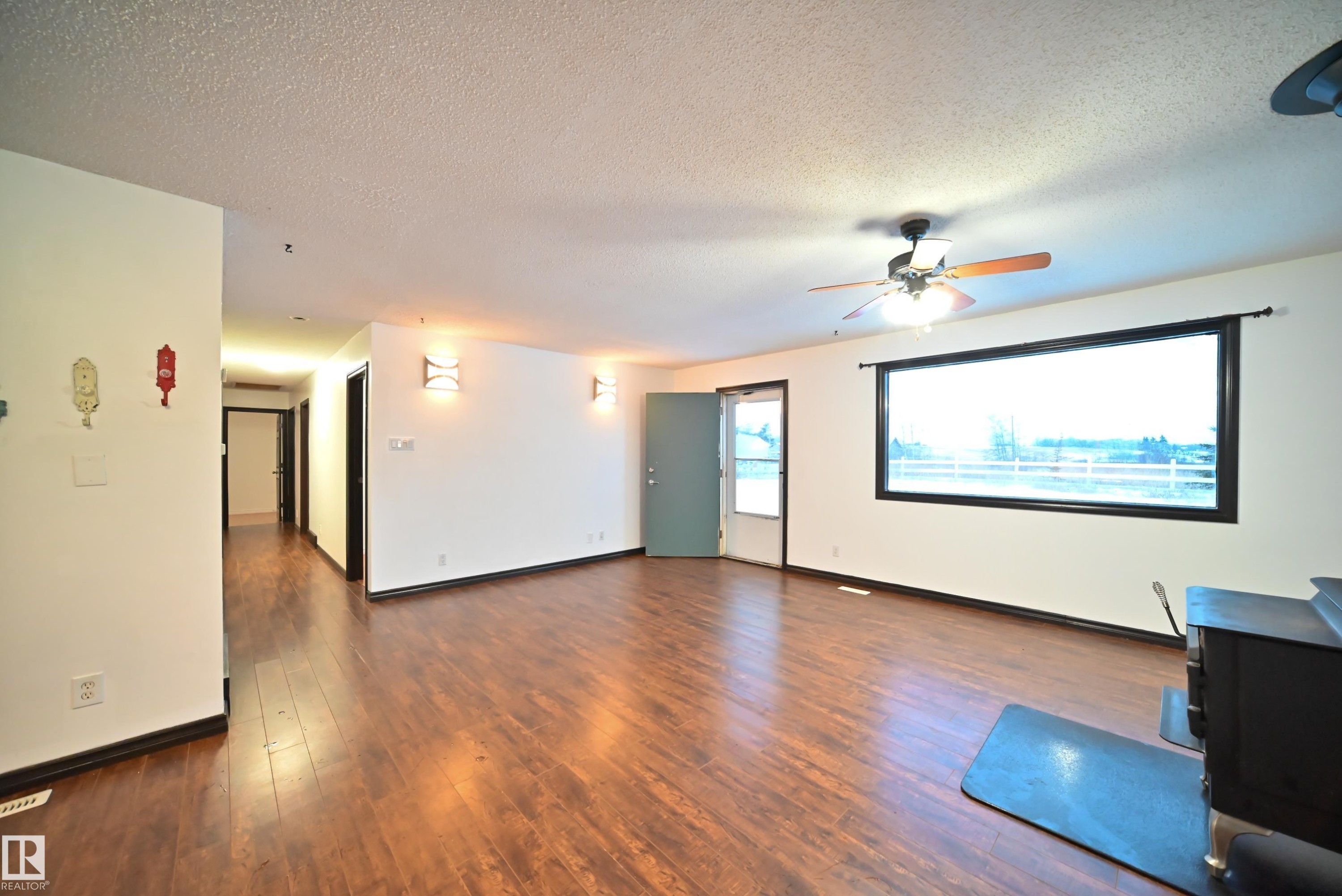 












4715 49 Avenue

,
Ranfurly,




AB
T0B 3T0

