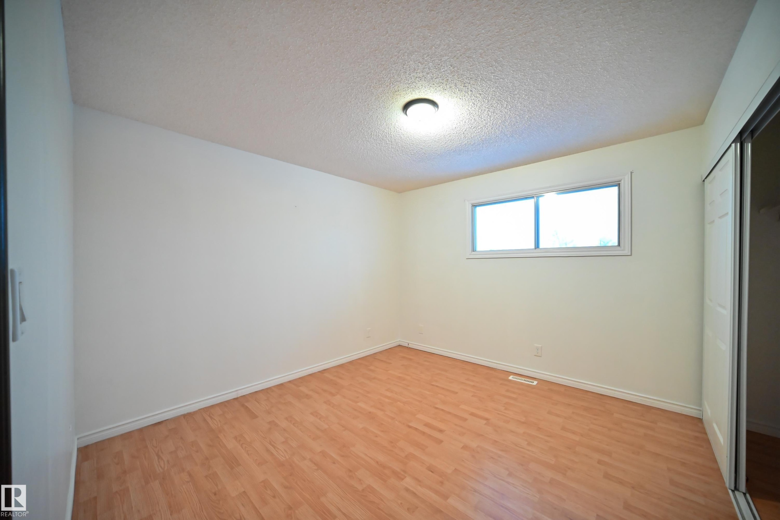 












4715 49 Avenue

,
Ranfurly,




AB
T0B 3T0

