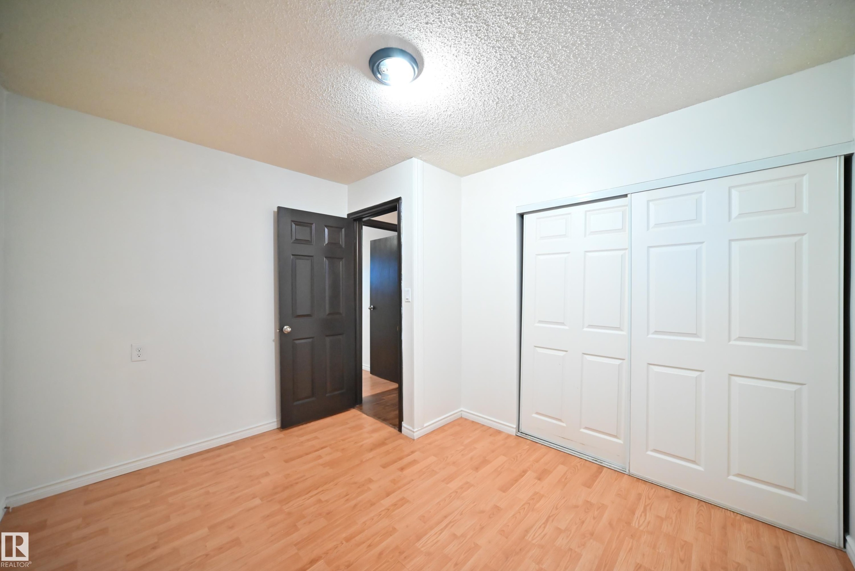 












4715 49 Avenue

,
Ranfurly,




AB
T0B 3T0

