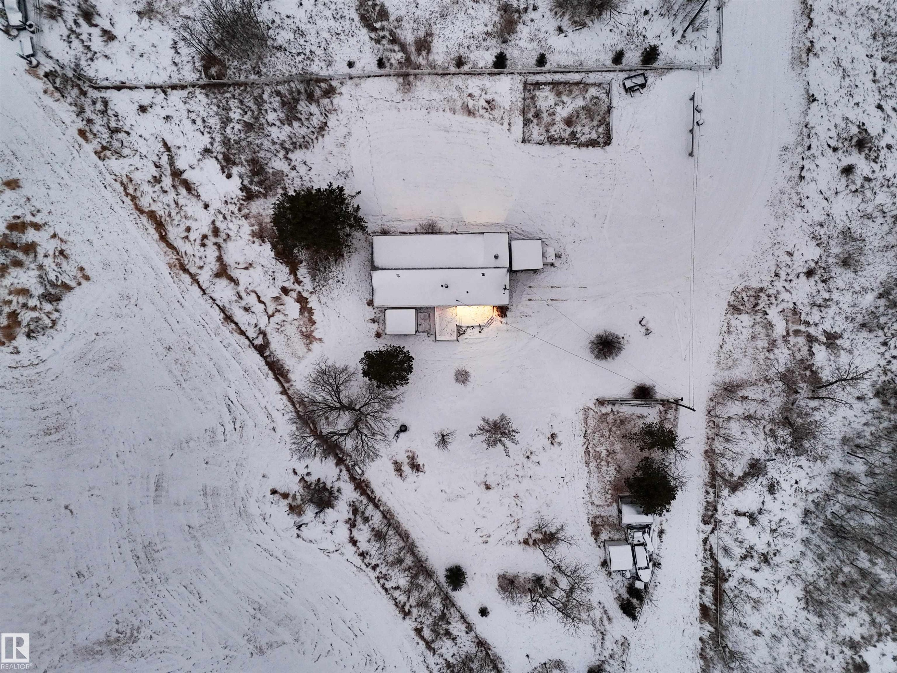 












4715 49 Avenue

,
Ranfurly,




AB
T0B 3T0

