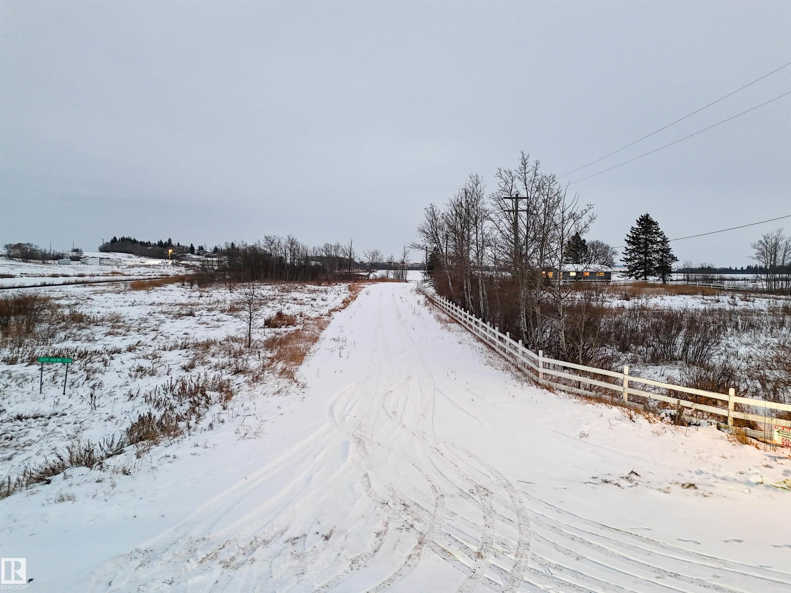 












4715 49 Avenue

,
Ranfurly,




AB
T0B 3T0

