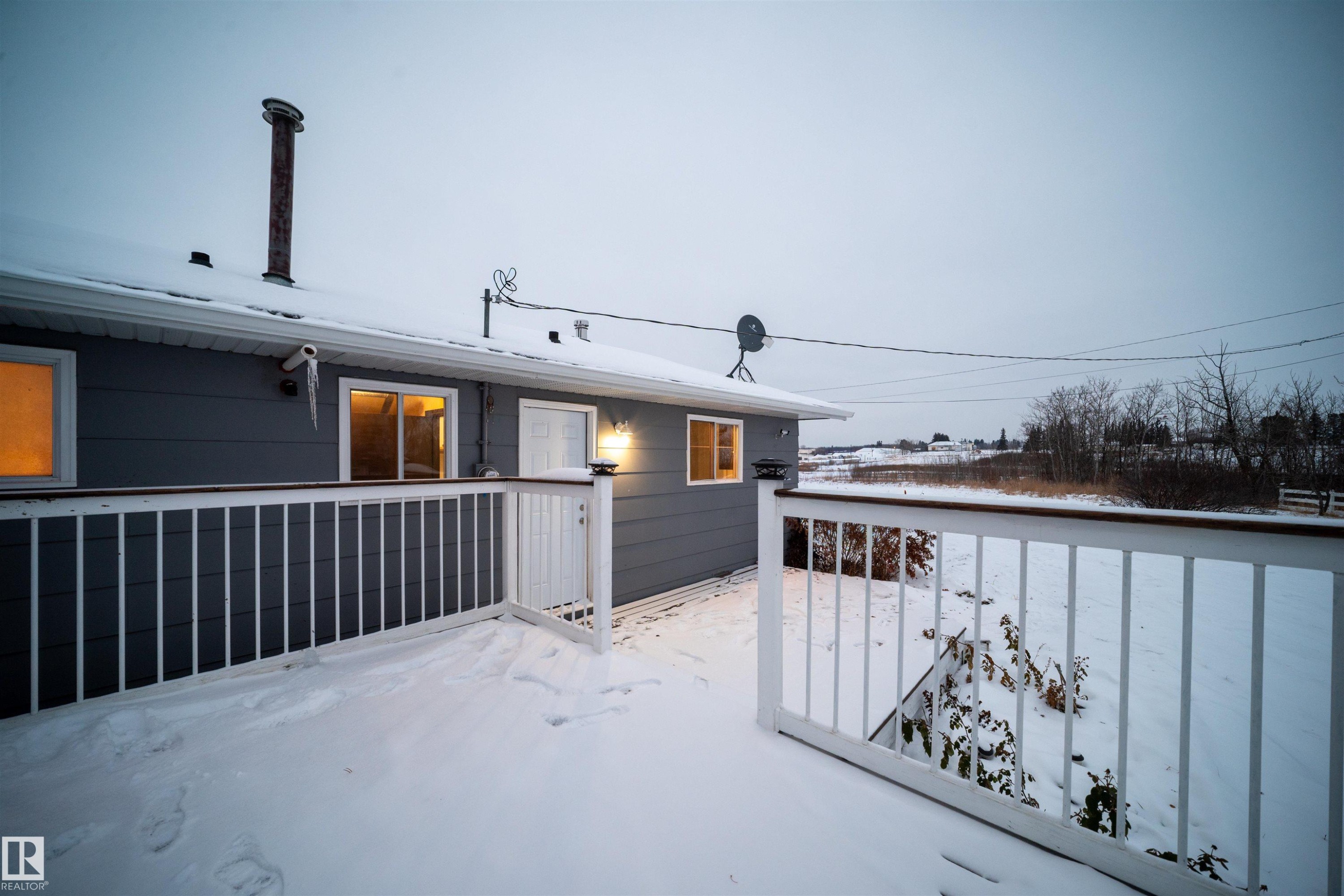












4715 49 Avenue

,
Ranfurly,




AB
T0B 3T0

