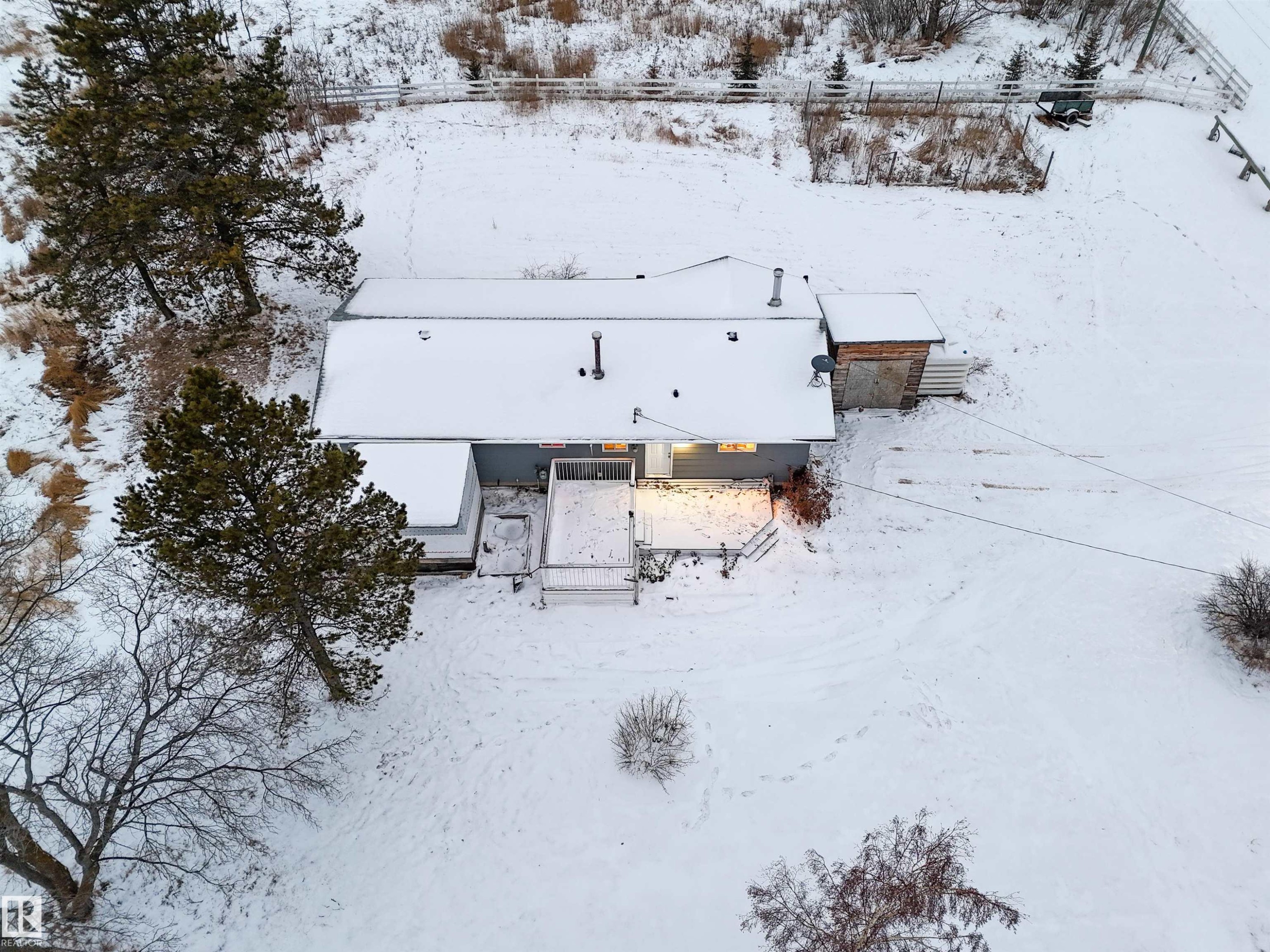 












4715 49 Avenue

,
Ranfurly,




AB
T0B 3T0

