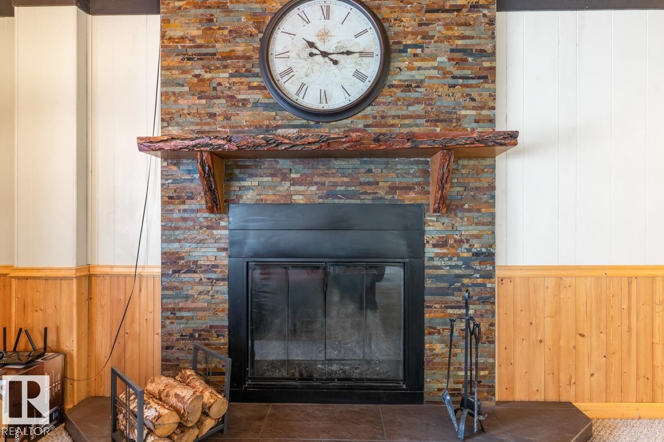 












311 3RD Street

,
Rural Lac Ste. Anne County,




AB
T0E 0L0

