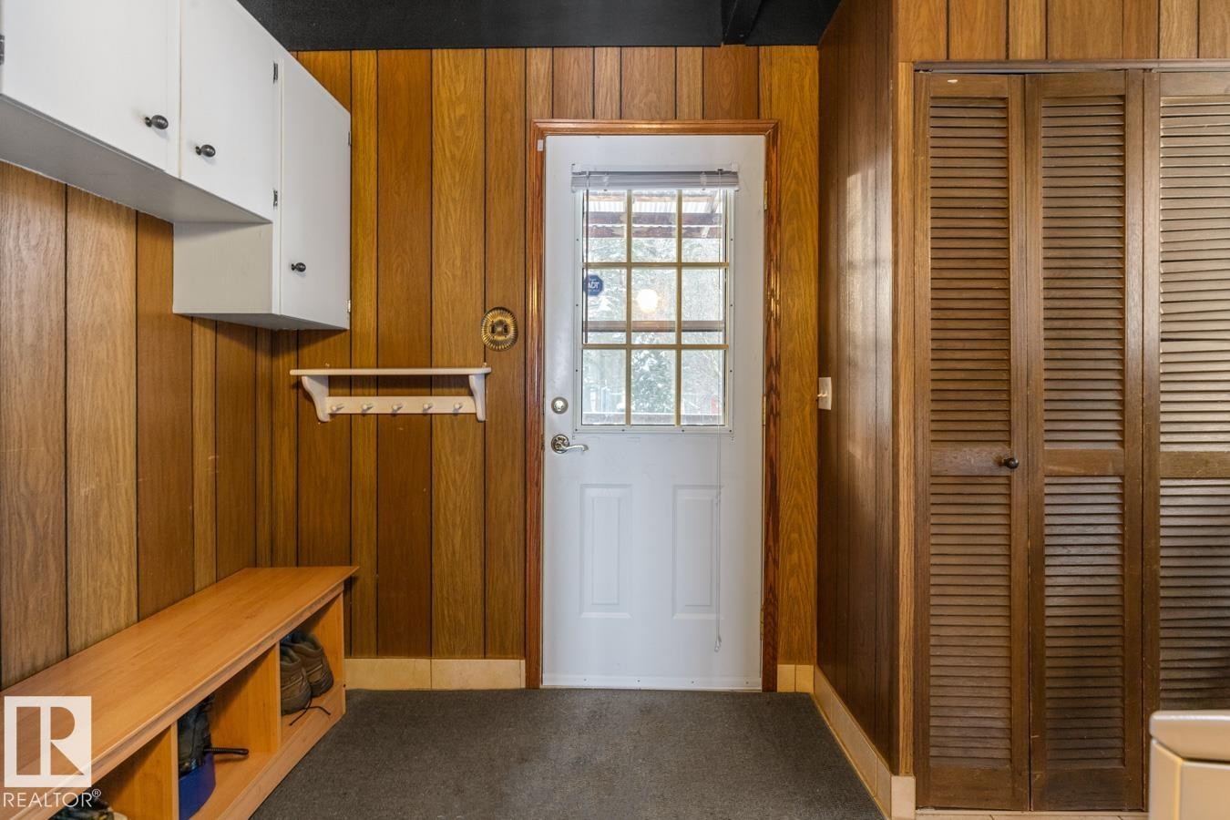 












311 3RD Street

,
Rural Lac Ste. Anne County,




AB
T0E 0L0

