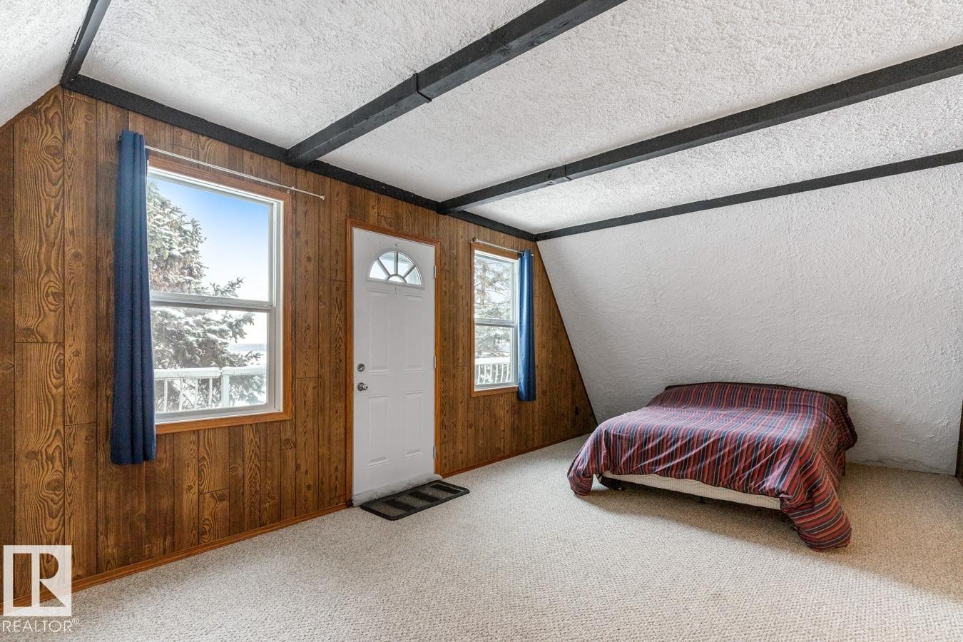 












311 3RD Street

,
Rural Lac Ste. Anne County,




AB
T0E 0L0

