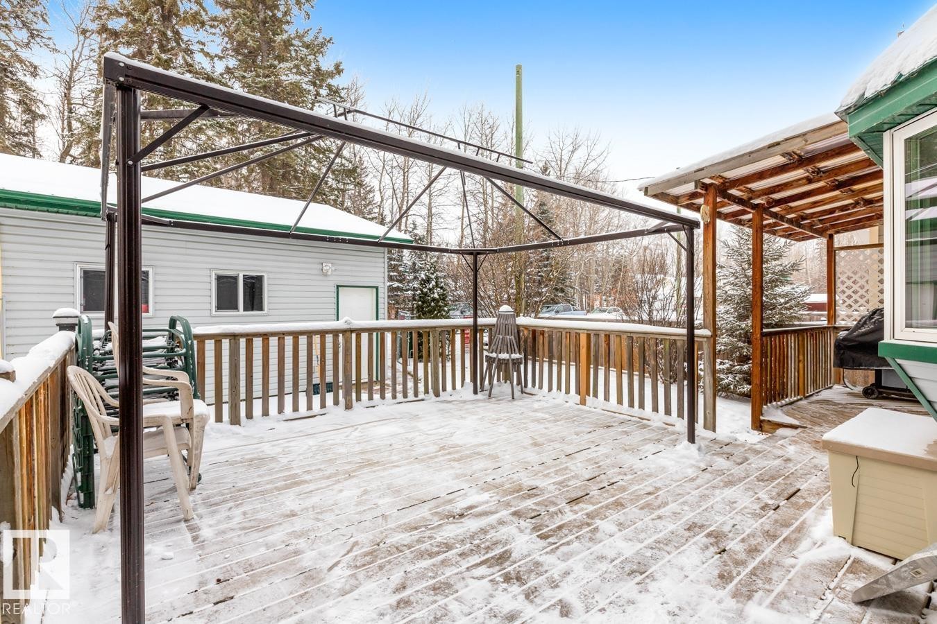 












311 3RD Street

,
Rural Lac Ste. Anne County,




AB
T0E 0L0

