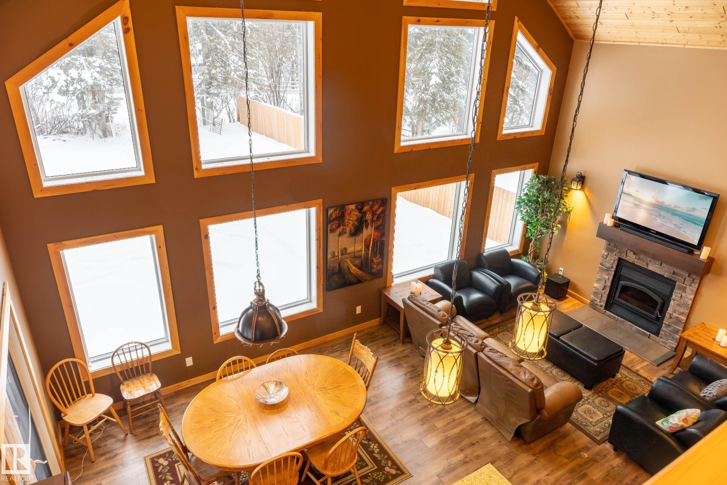 












120 Lakeshore Drive

,
Rural Bonnyville M.D.,




AB
T0A 2E0

