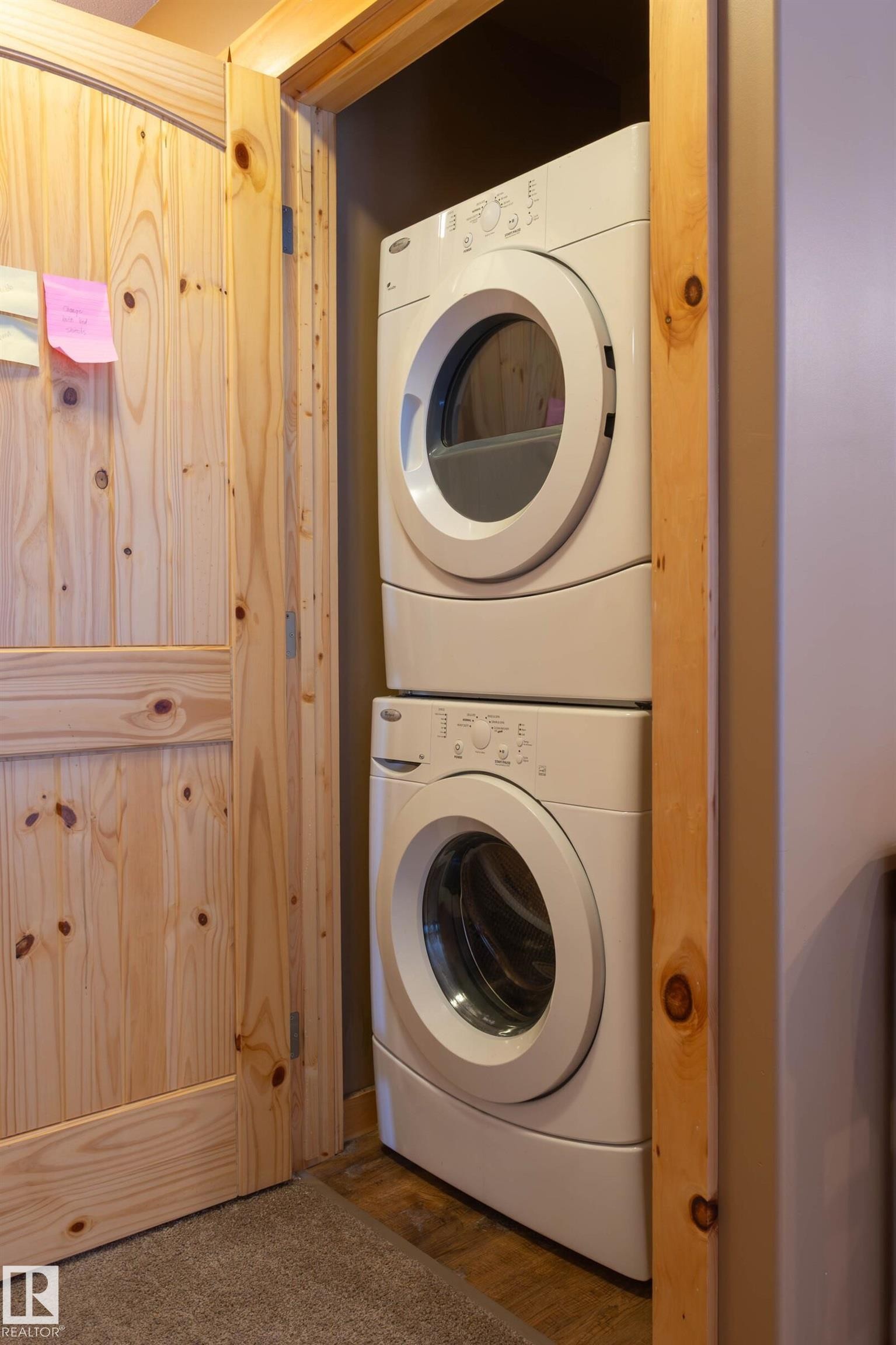 












120 Lakeshore Drive

,
Rural Bonnyville M.D.,




AB
T0A 2E0

