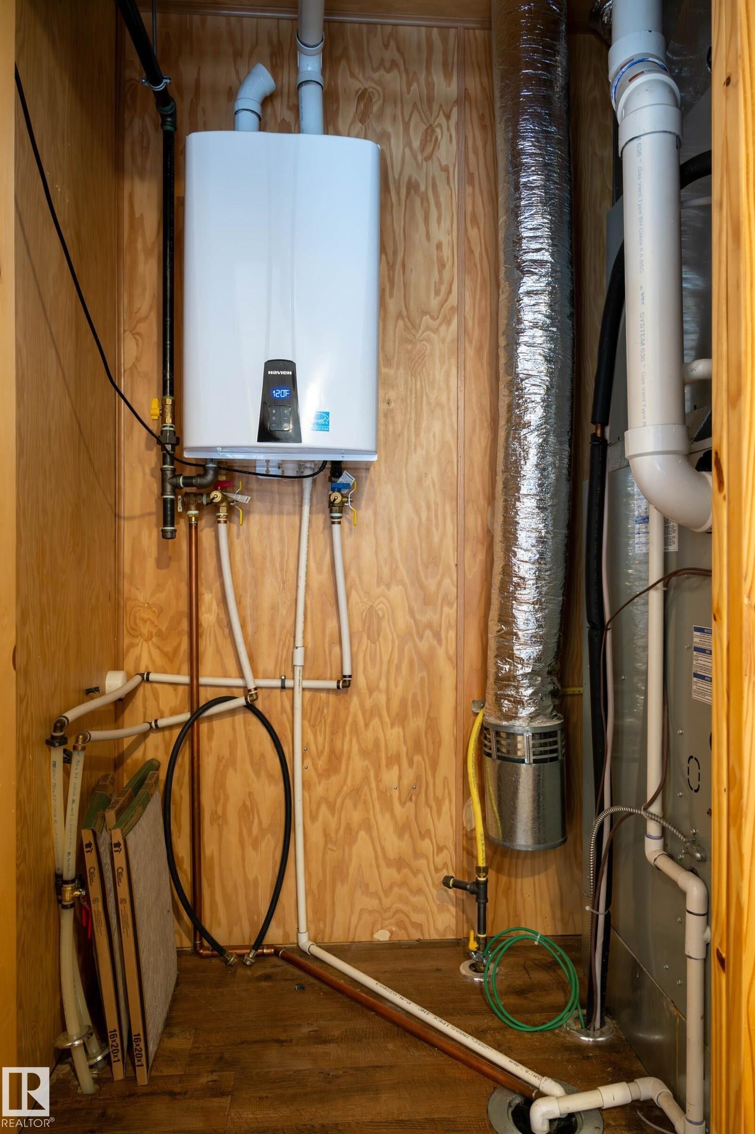 












120 Lakeshore Drive

,
Rural Bonnyville M.D.,




AB
T0A 2E0

