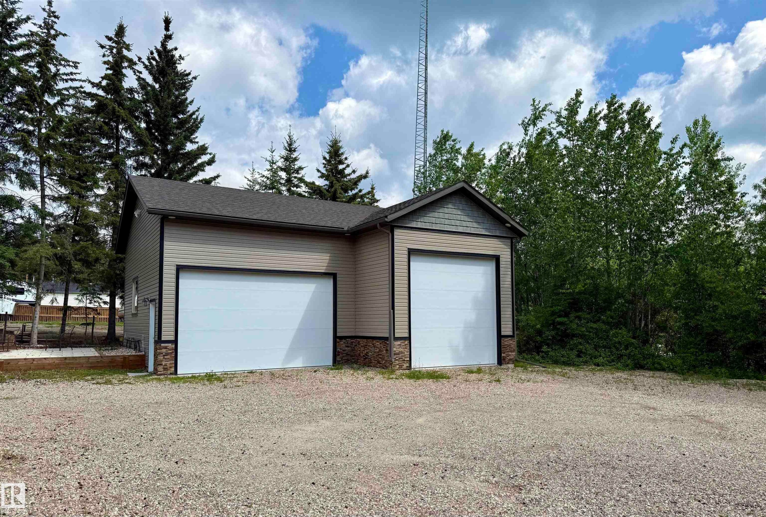 












120 Lakeshore Drive

,
Rural Bonnyville M.D.,




AB
T0A 2E0

