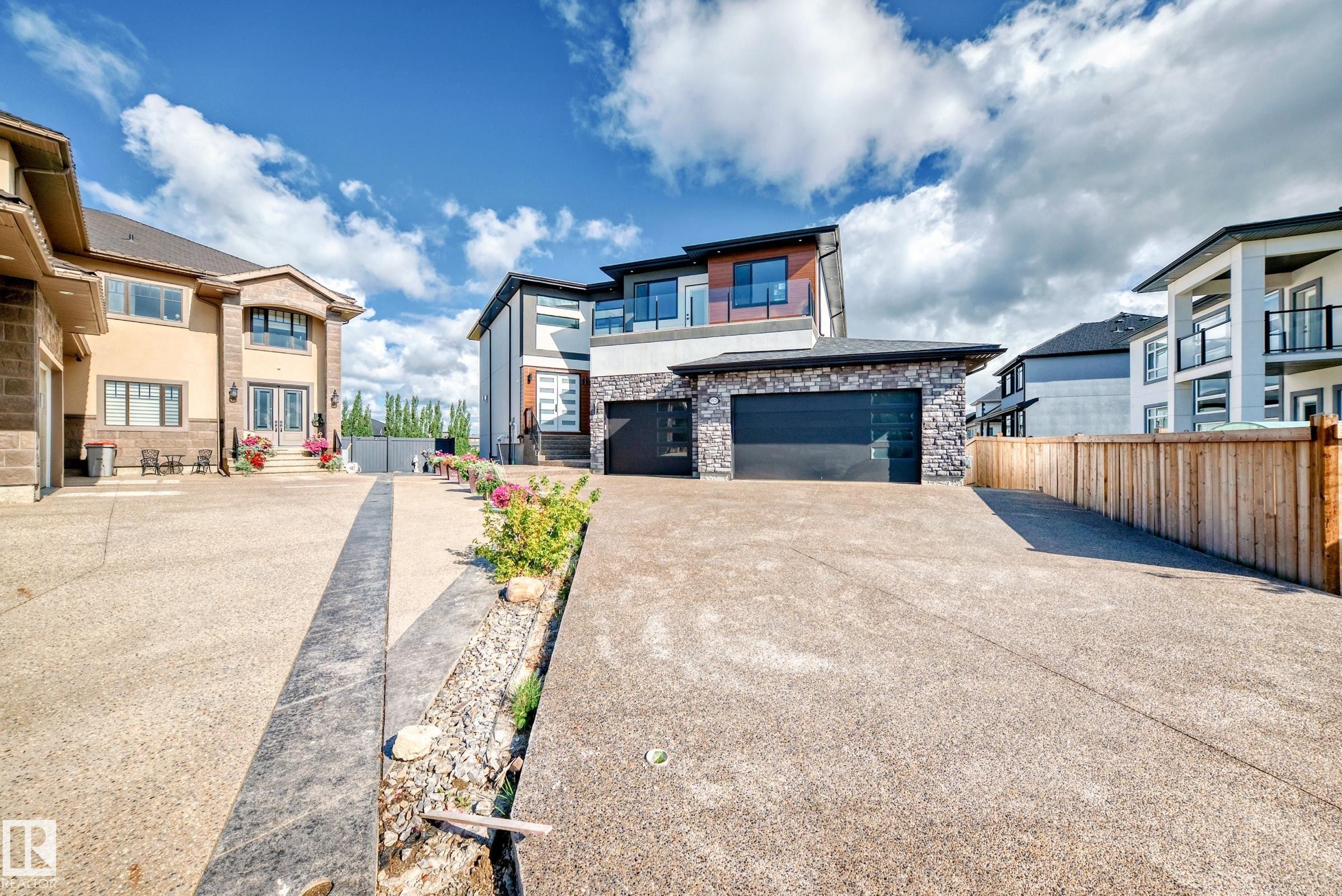 












5928 32 Street

,
Rural Leduc County,




AB
T4X 0X4

