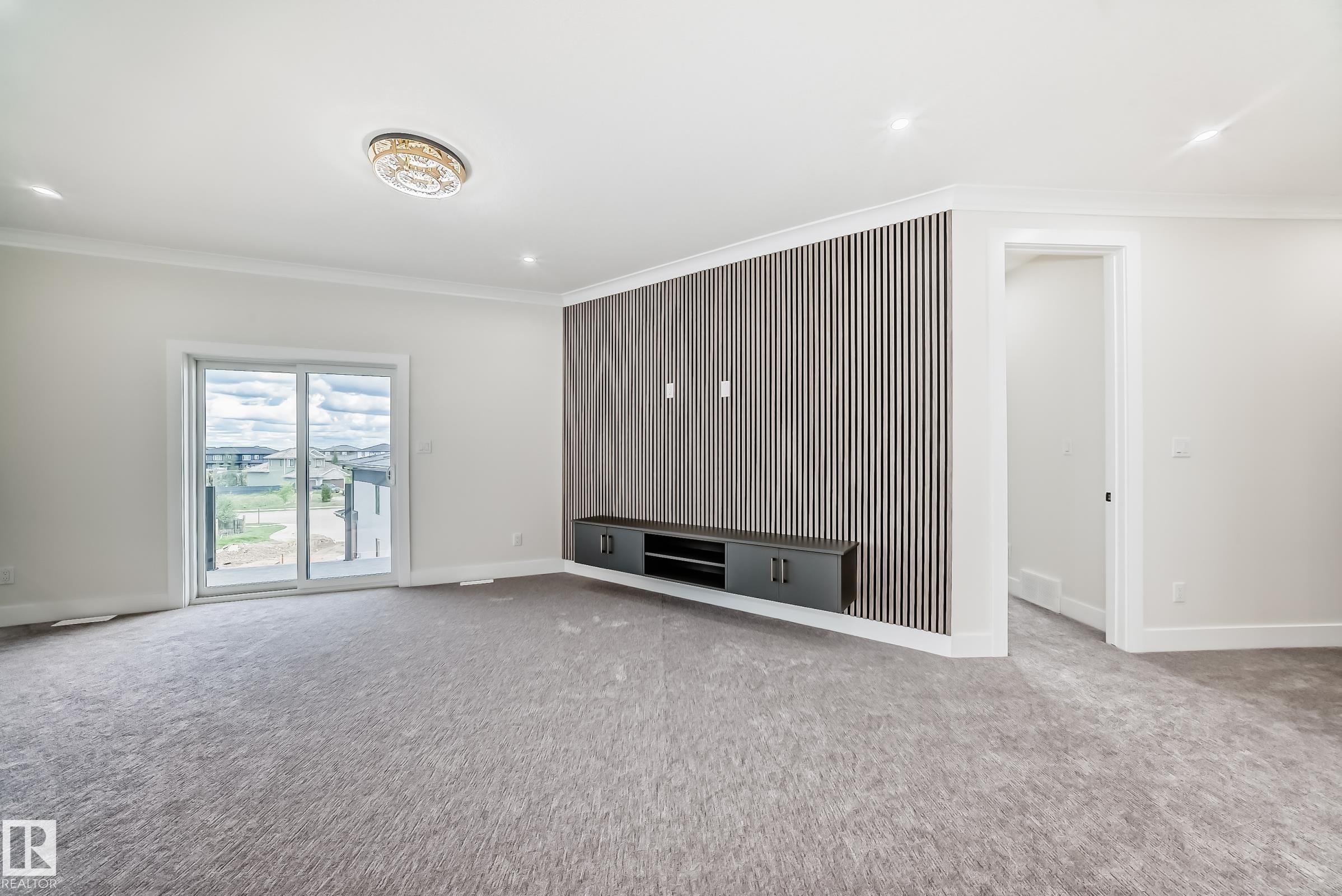 












5928 32 Street

,
Rural Leduc County,




AB
T4X 0X4

