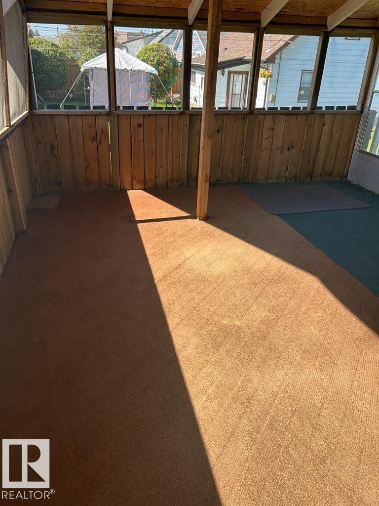 












9747 107 Street

,
Westlock,




AB
T7P 2P6

