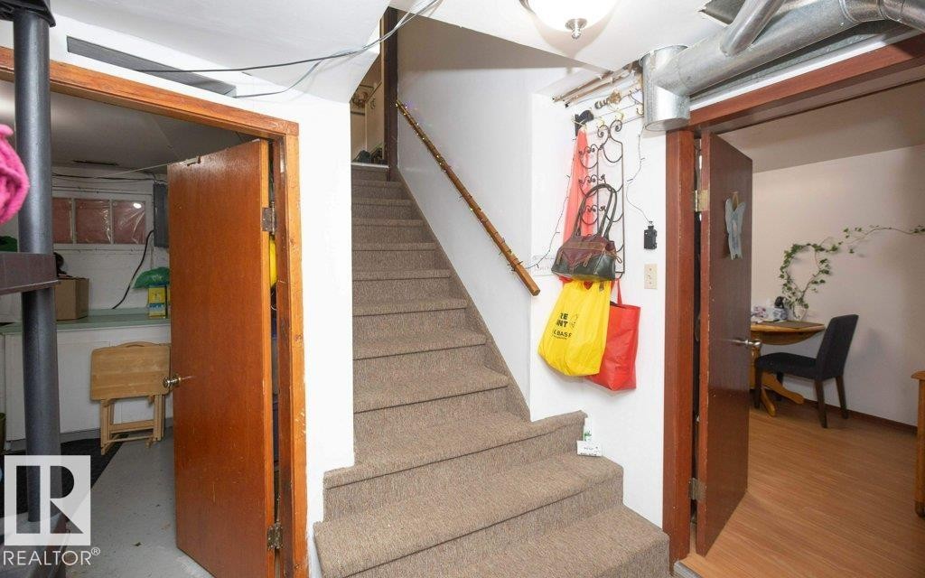 












9747 107 Street

,
Westlock,




AB
T7P 2P6

