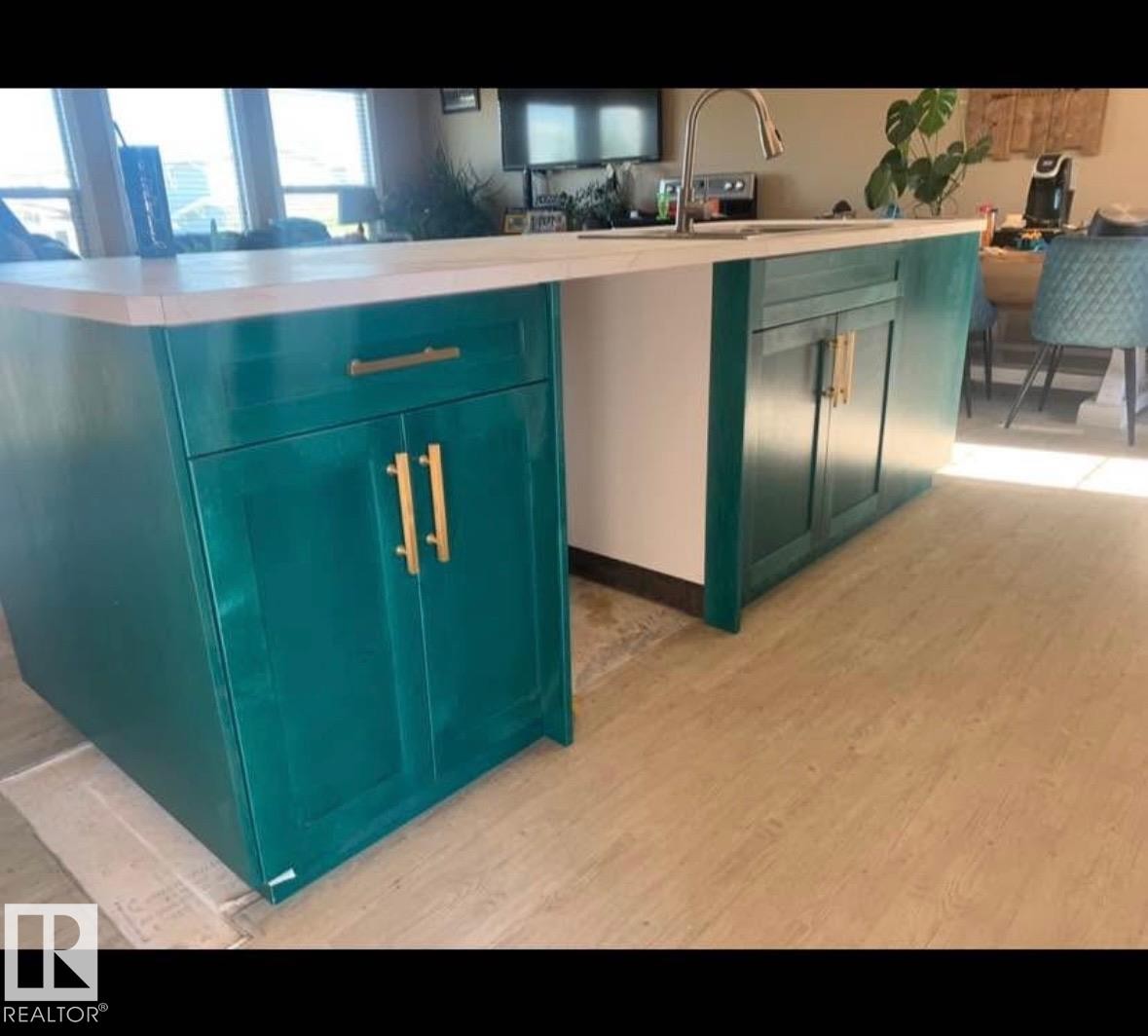 












10256 109 Avenue

,
Westlock,




AB
T7P 1H2

