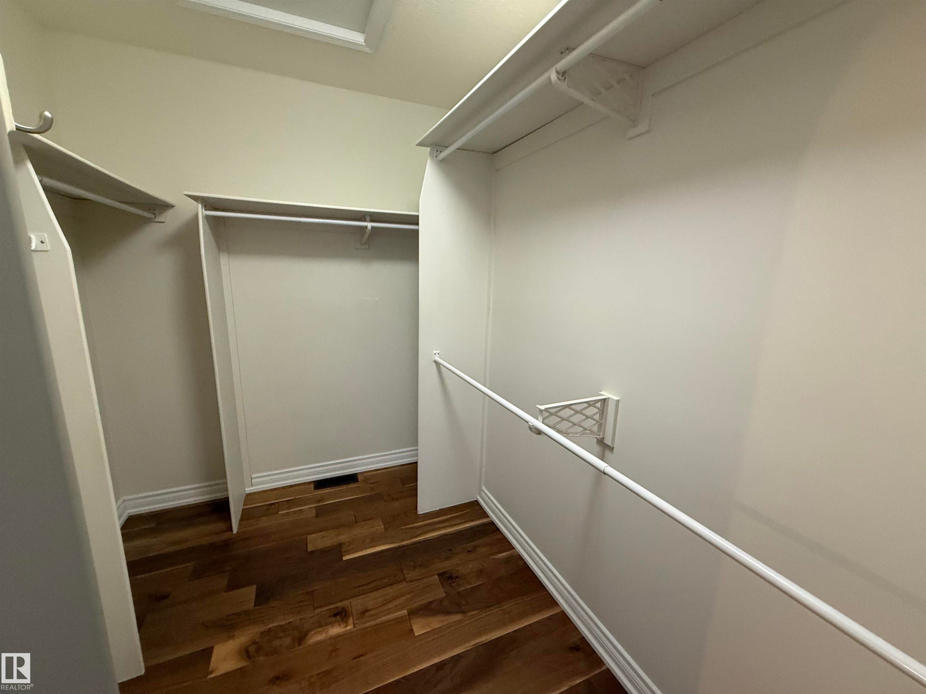 












17 925 Picard Drive

,
Edmonton,




AB
T5T 6H3

