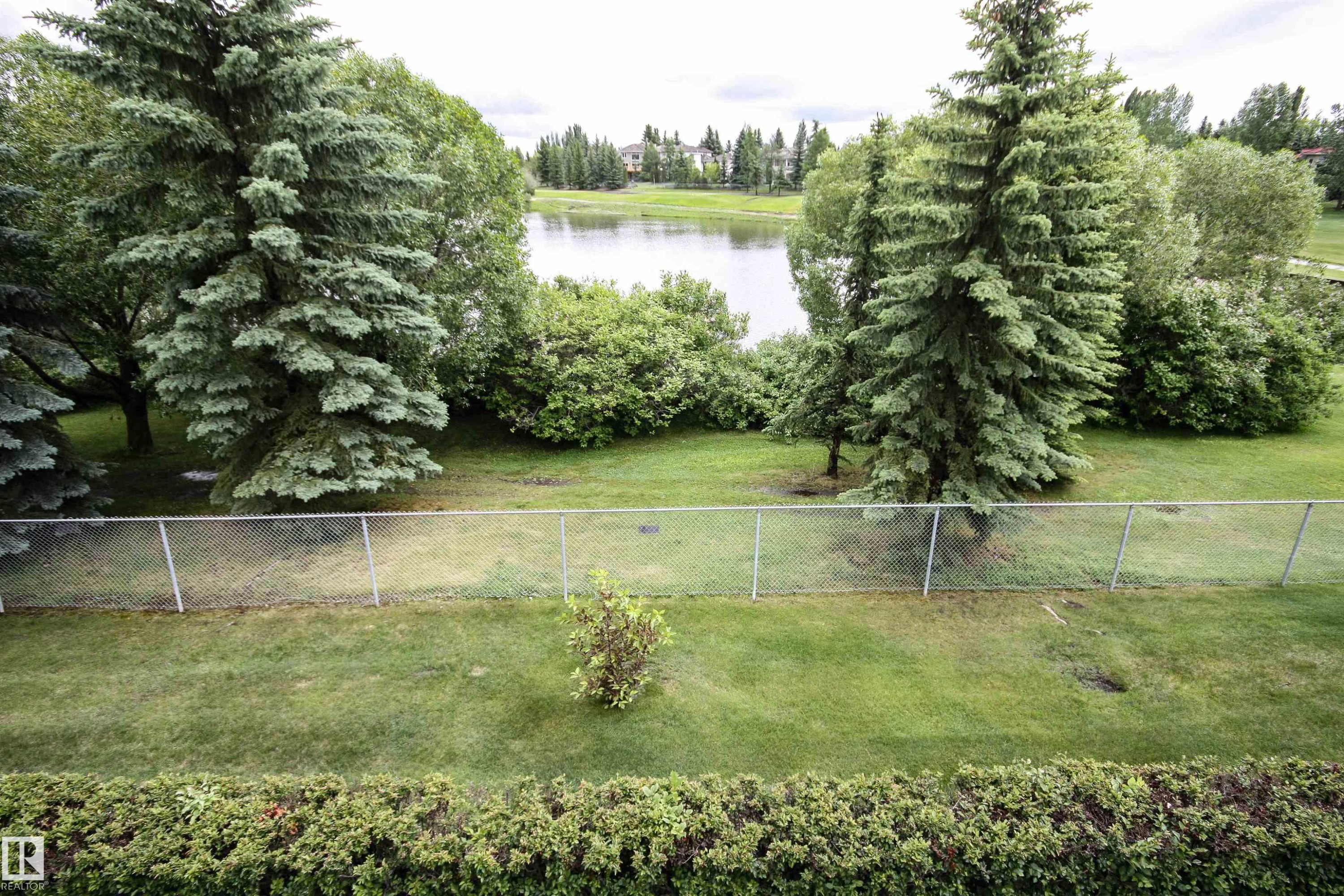 












17 925 Picard Drive

,
Edmonton,




AB
T5T 6H3

