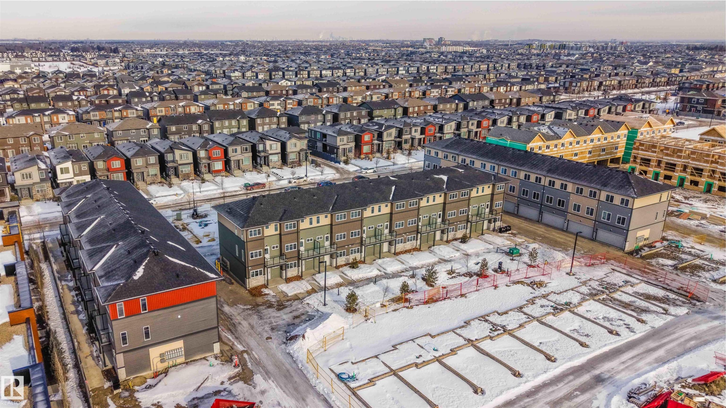 












64 18120 28 Avenue SW

,
Edmonton,




AB
T6W 4V2

