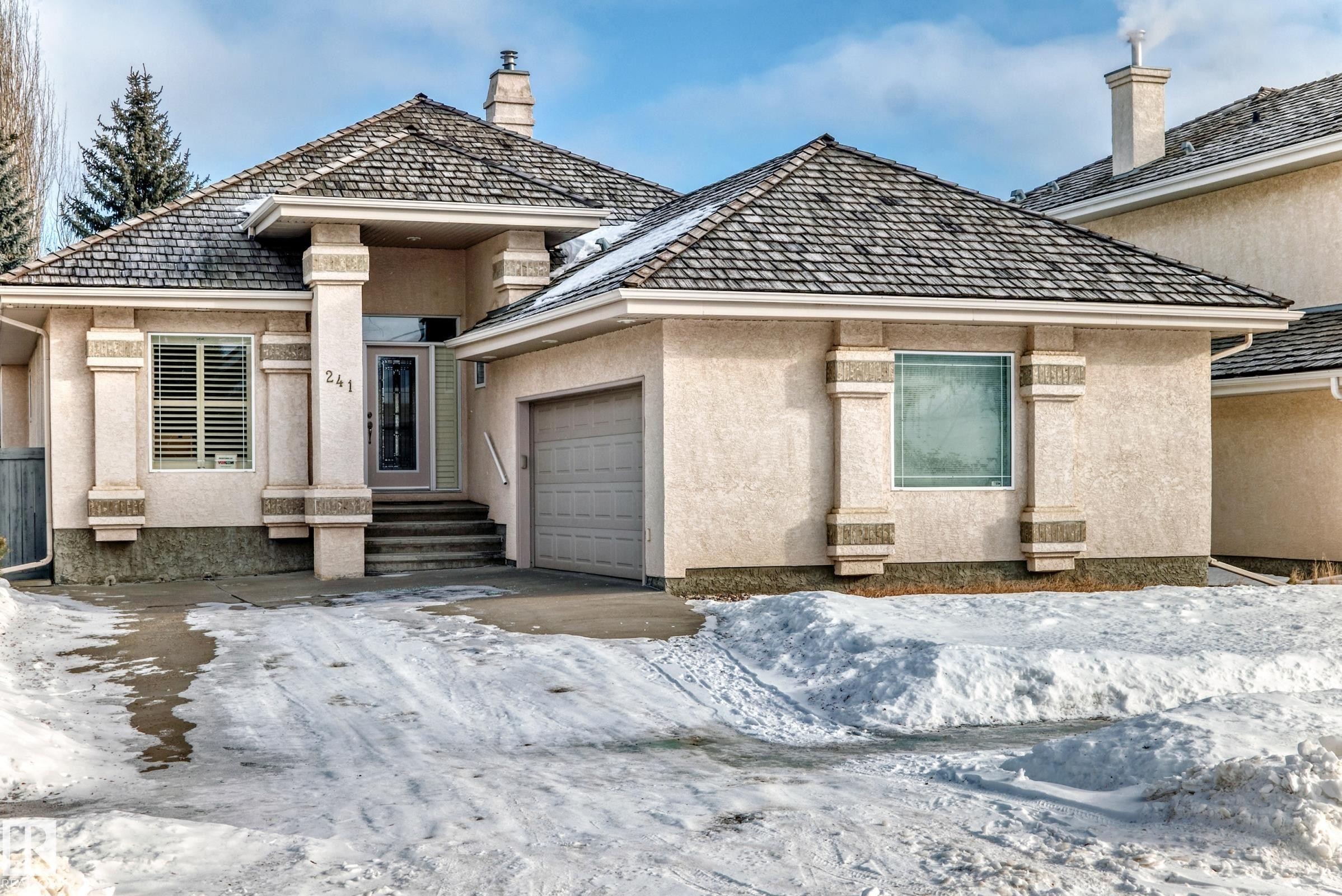 












241 Darlington Crescent

,
Edmonton,




AB
T6M 2T1

