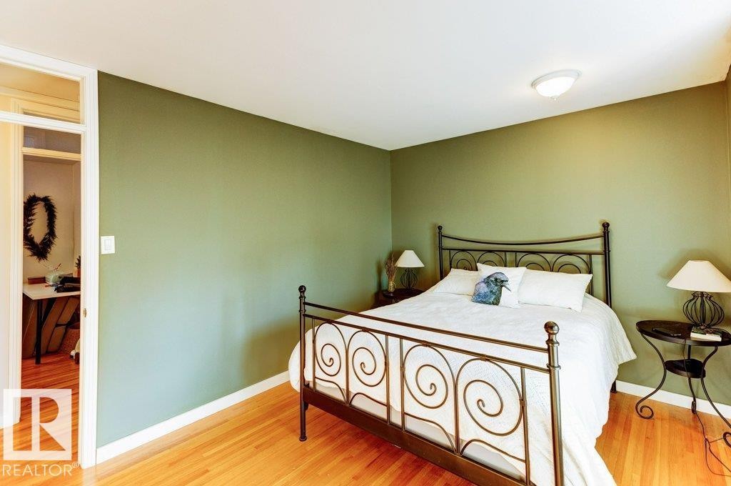 












9831 98 Street

,
Westlock,




AB
T7P 2A2

