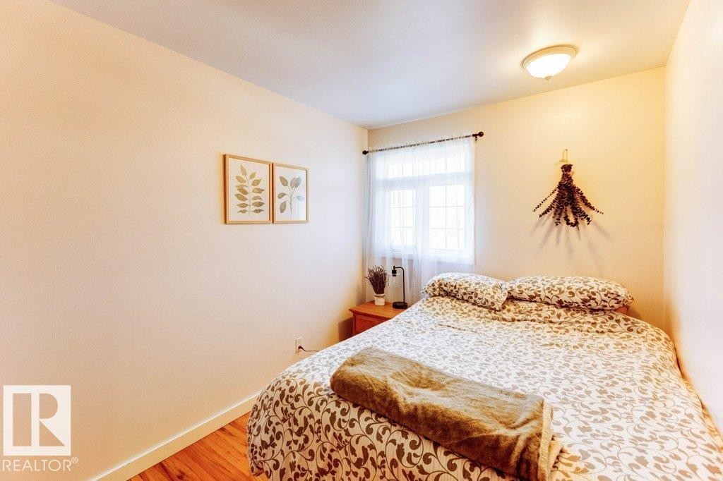 












9831 98 Street

,
Westlock,




AB
T7P 2A2

