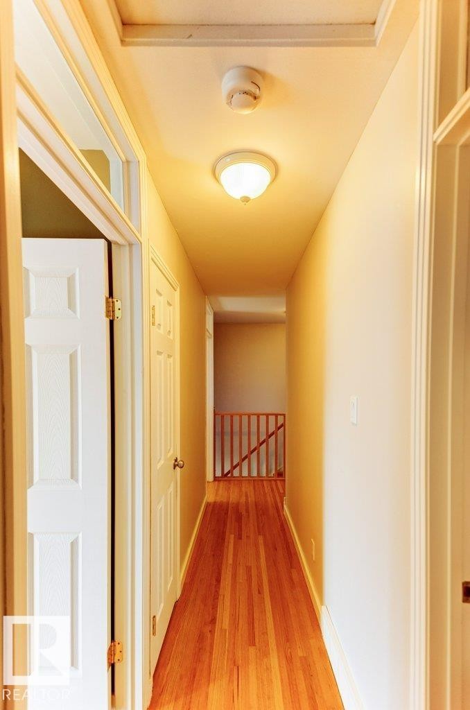 












9831 98 Street

,
Westlock,




AB
T7P 2A2

