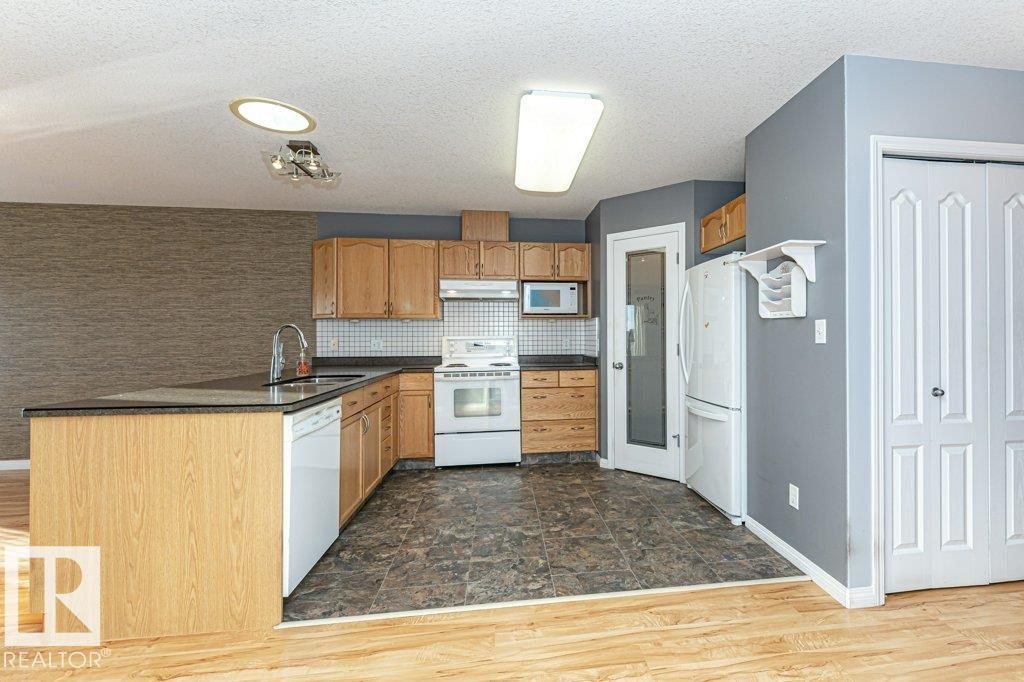 












53 8602 SOUTHFORT Drive

,
Fort Saskatchewan,




AB
T8L 4R7

