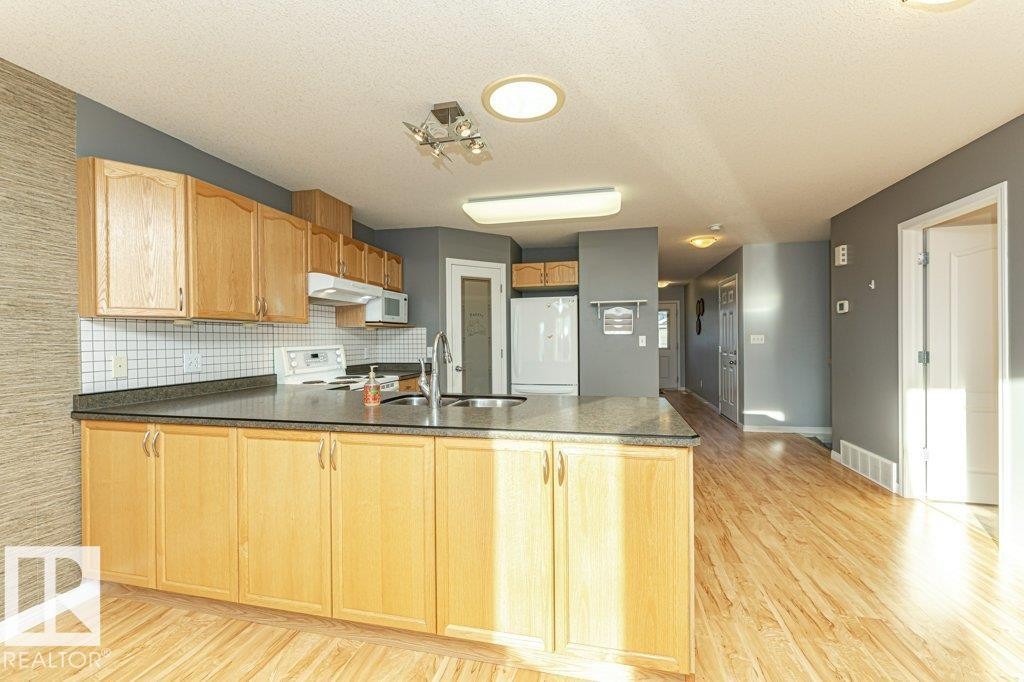 












53 8602 SOUTHFORT Drive

,
Fort Saskatchewan,




AB
T8L 4R7

