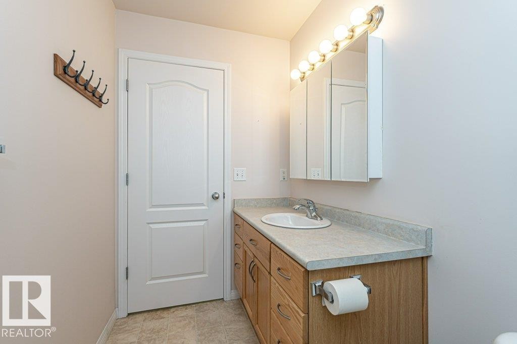 












53 8602 SOUTHFORT Drive

,
Fort Saskatchewan,




AB
T8L 4R7

