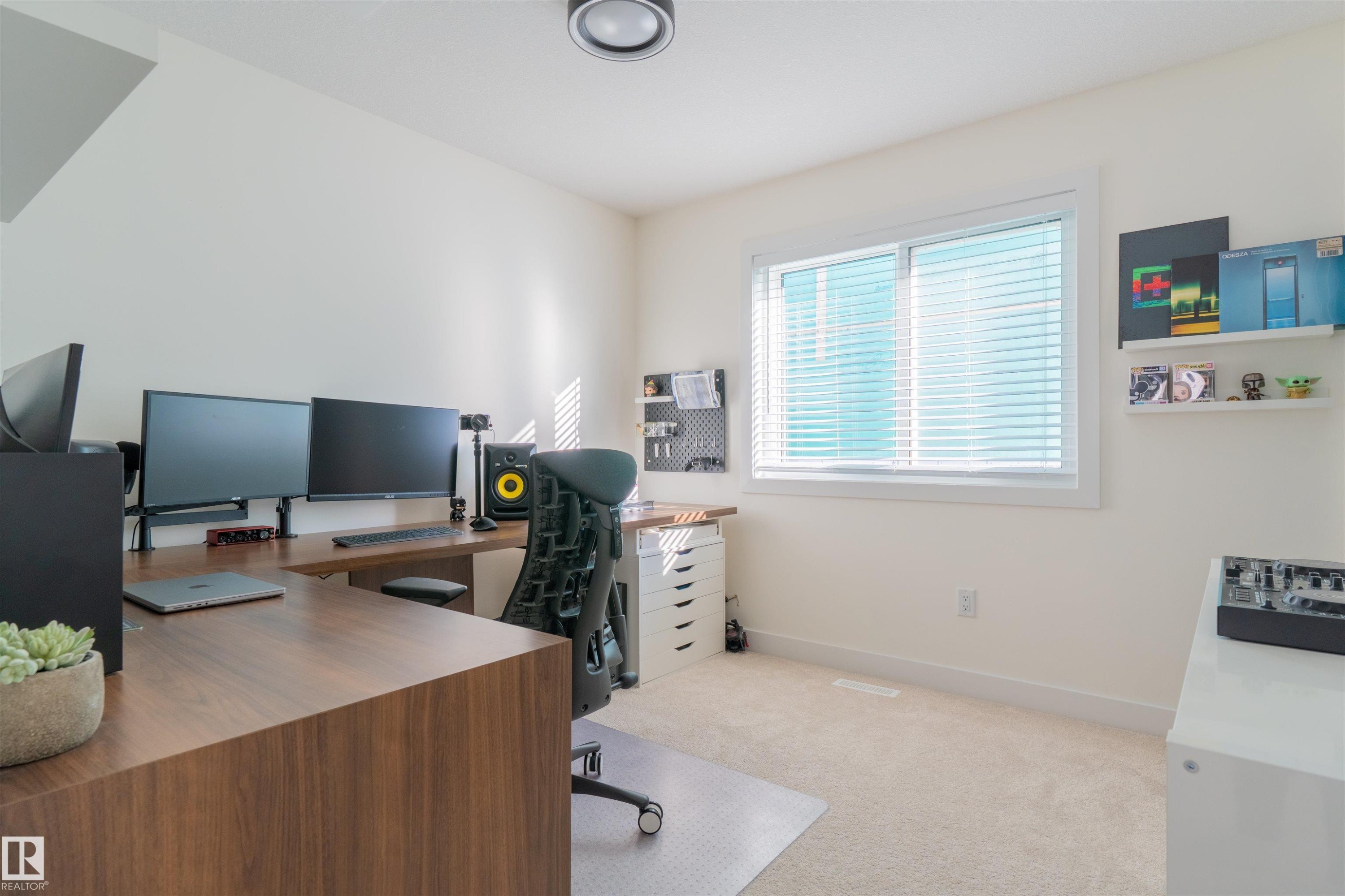 












7431 181 Avenue

,
Edmonton,




AB
T5Z 0M2

