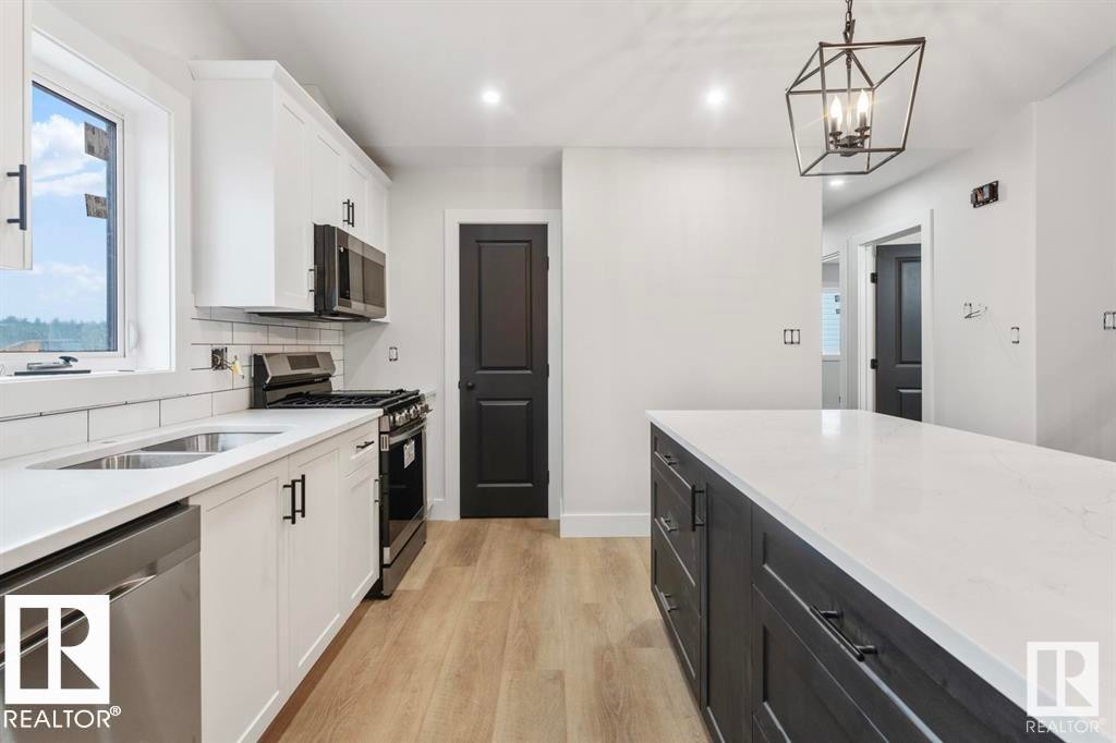 












1432 Wildrye Crescent

,
Cold Lake,




AB
T9M 0K6

