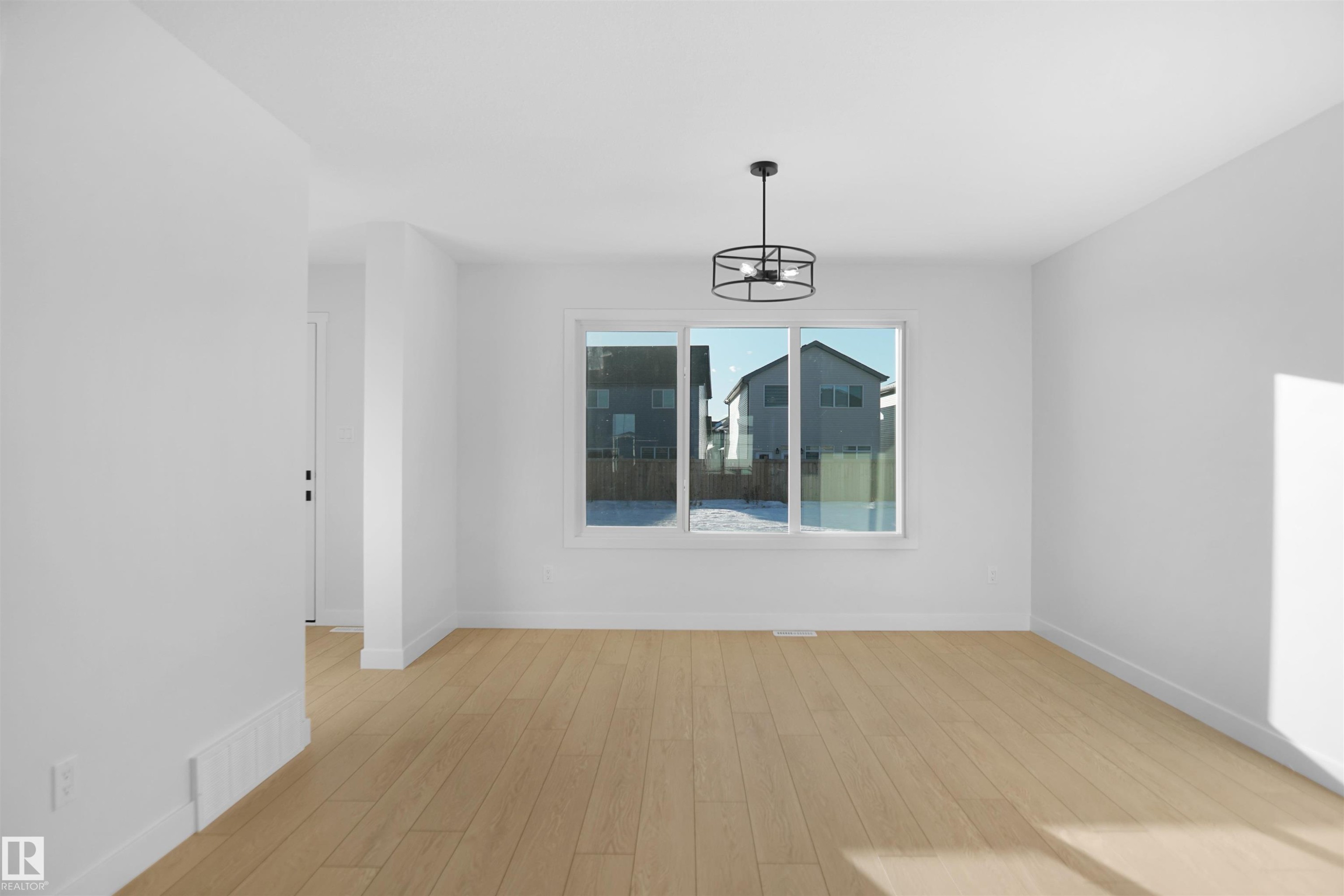 












251 Falcon Crescent

,
Leduc,




AB
T0B 3M3

