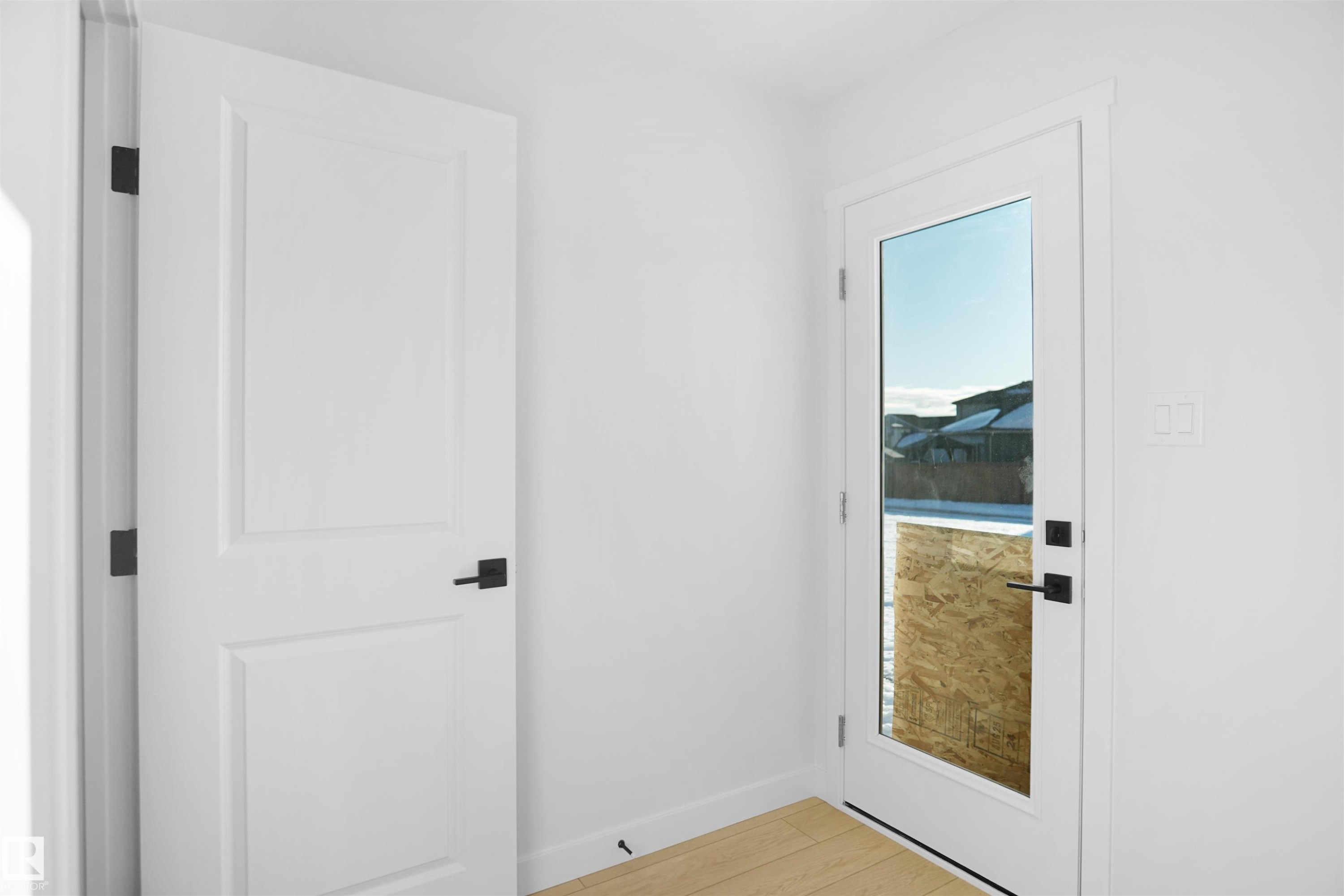 












251 Falcon Crescent

,
Leduc,




AB
T0B 3M3

