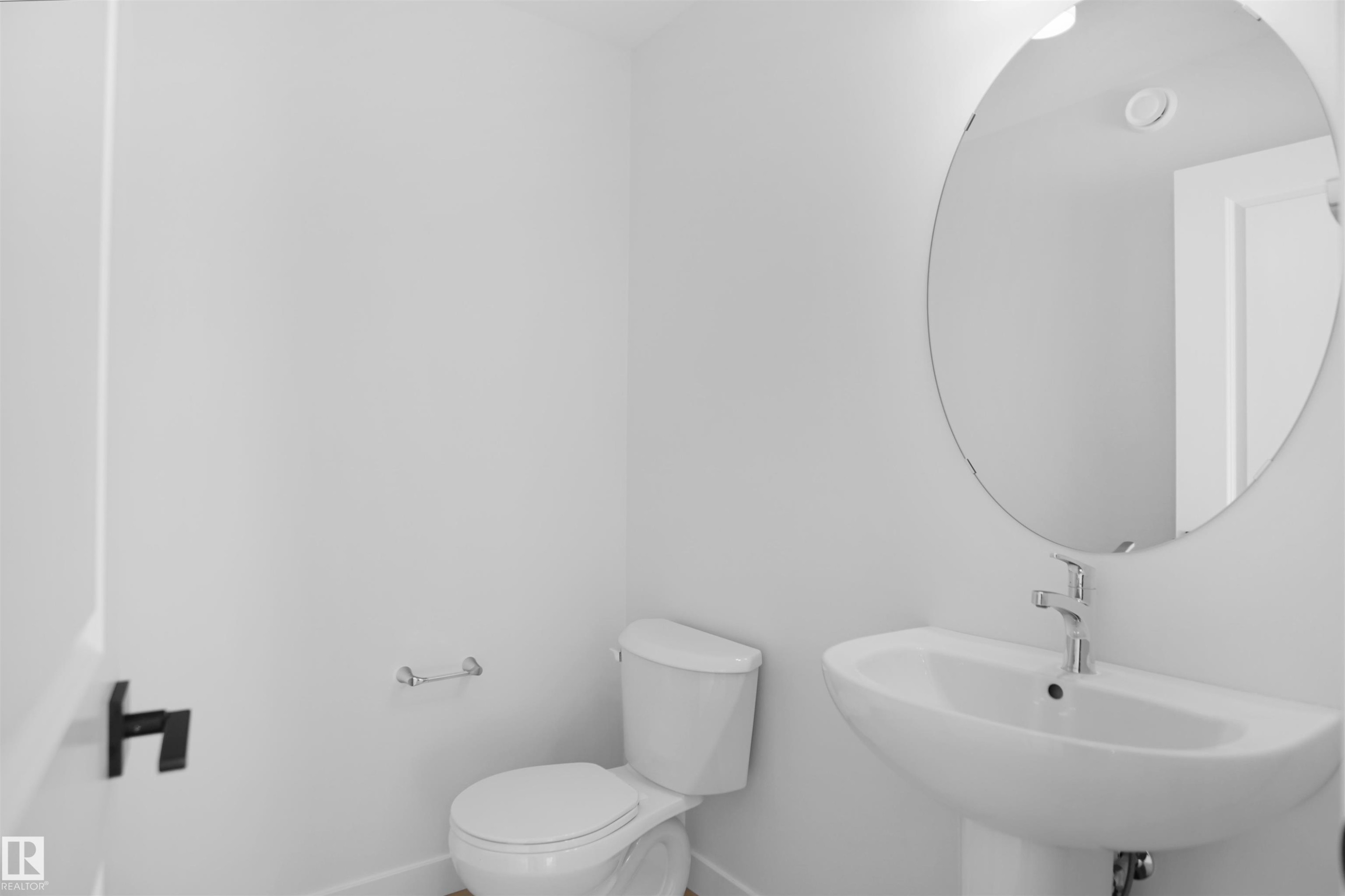 












251 Falcon Crescent

,
Leduc,




AB
T0B 3M3

