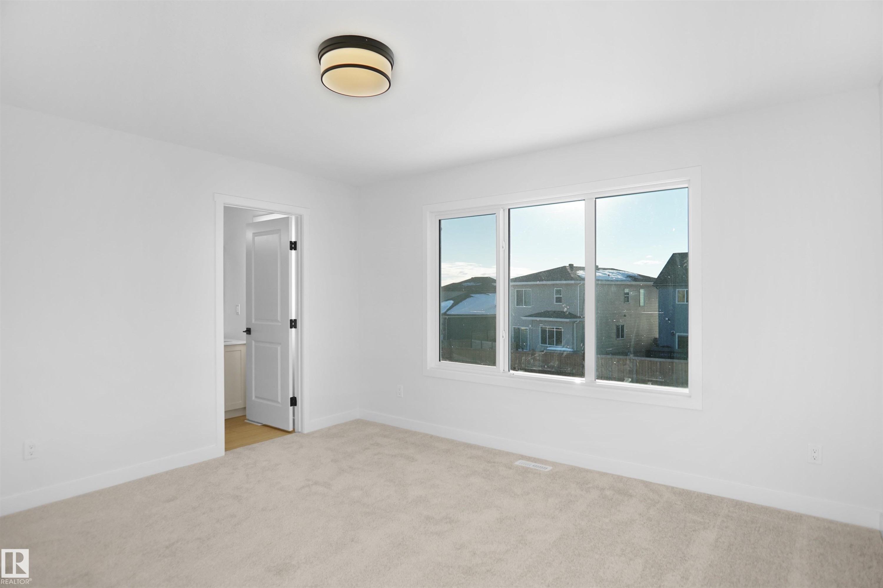 












251 Falcon Crescent

,
Leduc,




AB
T0B 3M3

