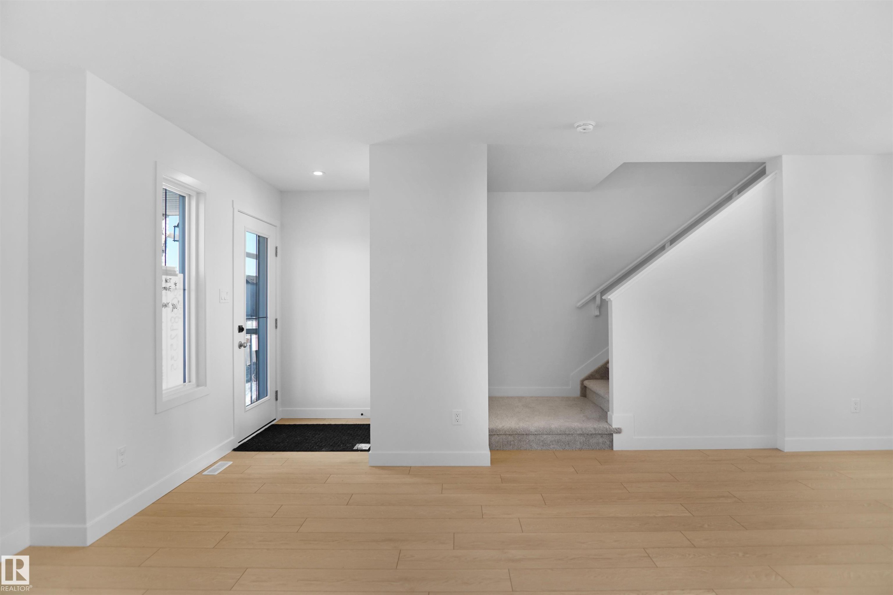 












251 Falcon Crescent

,
Leduc,




AB
T0B 3M3

