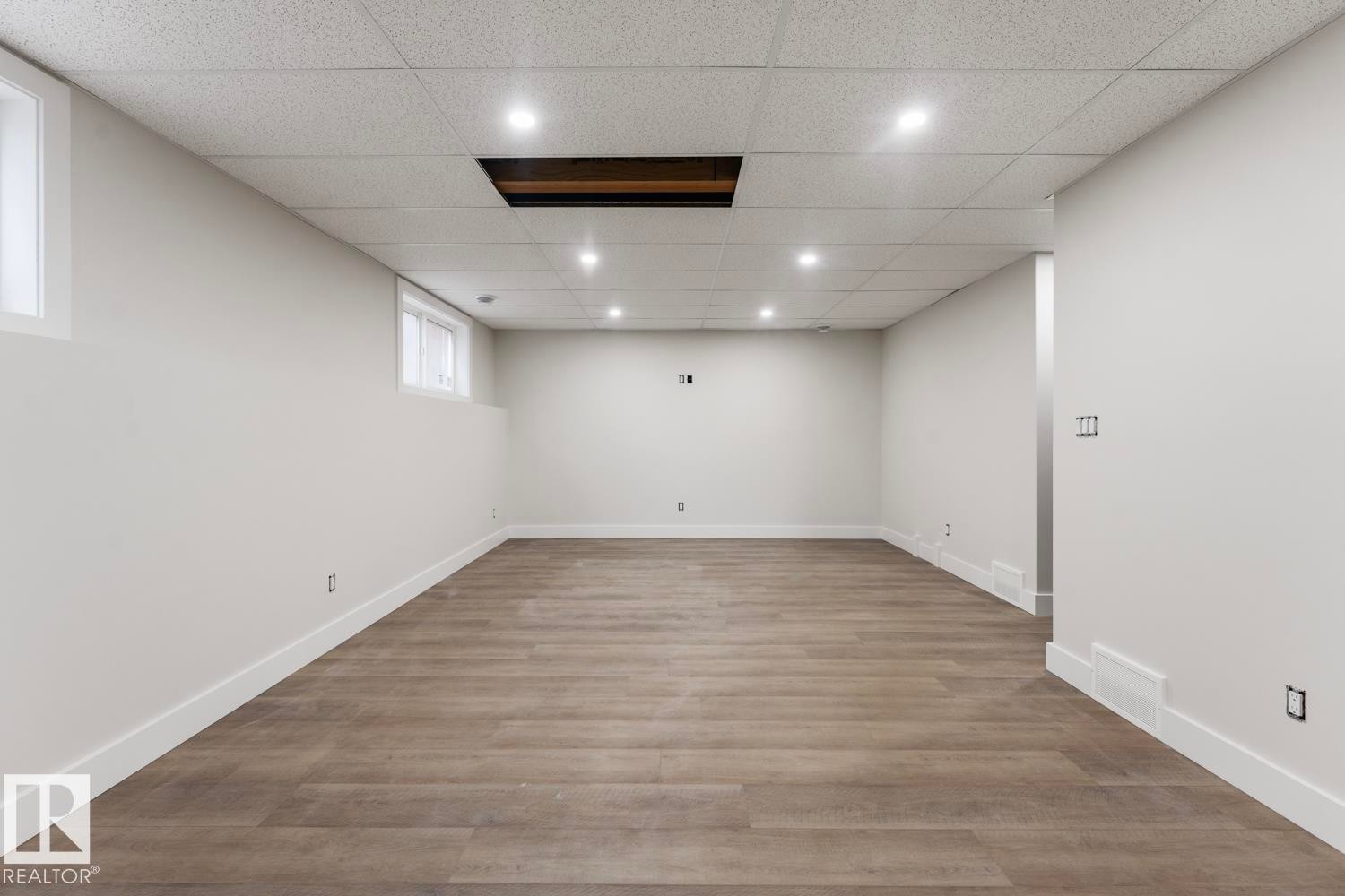 












307 Fundy Way

,
Cold Lake,




AB
T9M 0M4

