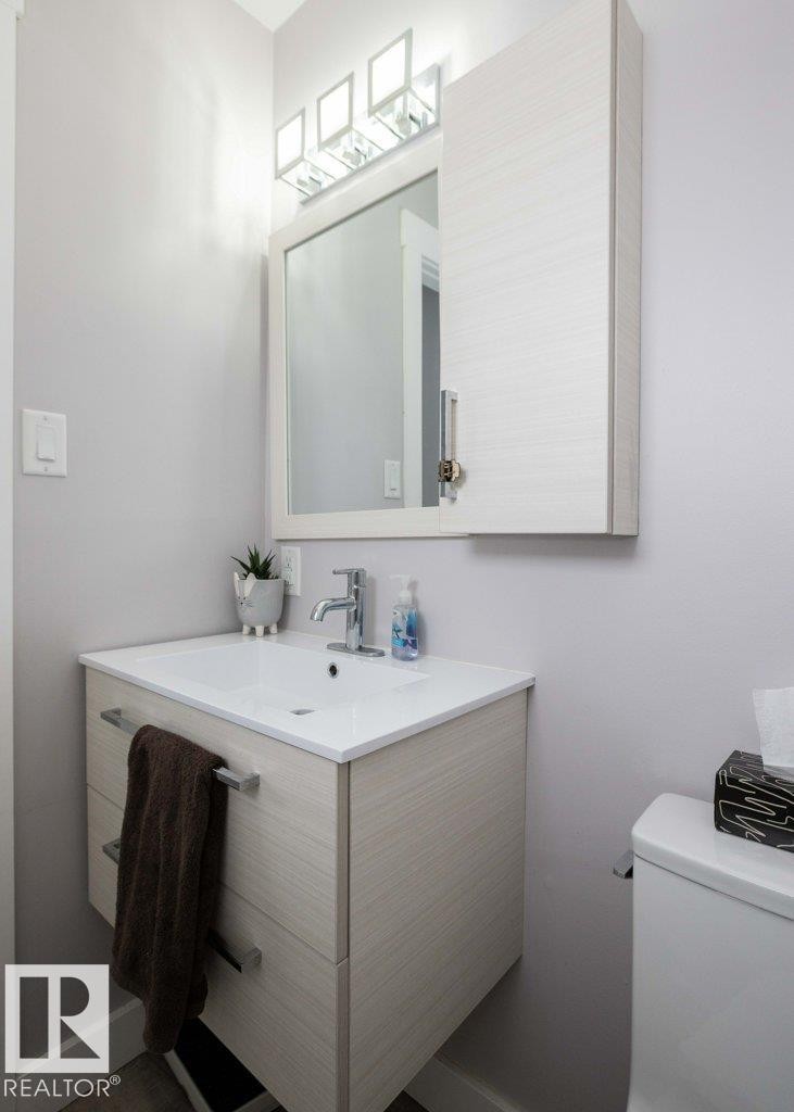 












10319 106 ave

,
Westlock,




AB
T7P 1K3

