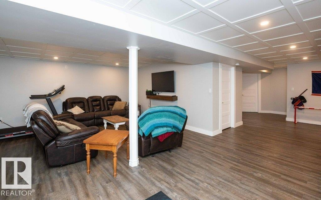 












10319 106 ave

,
Westlock,




AB
T7P 1K3

