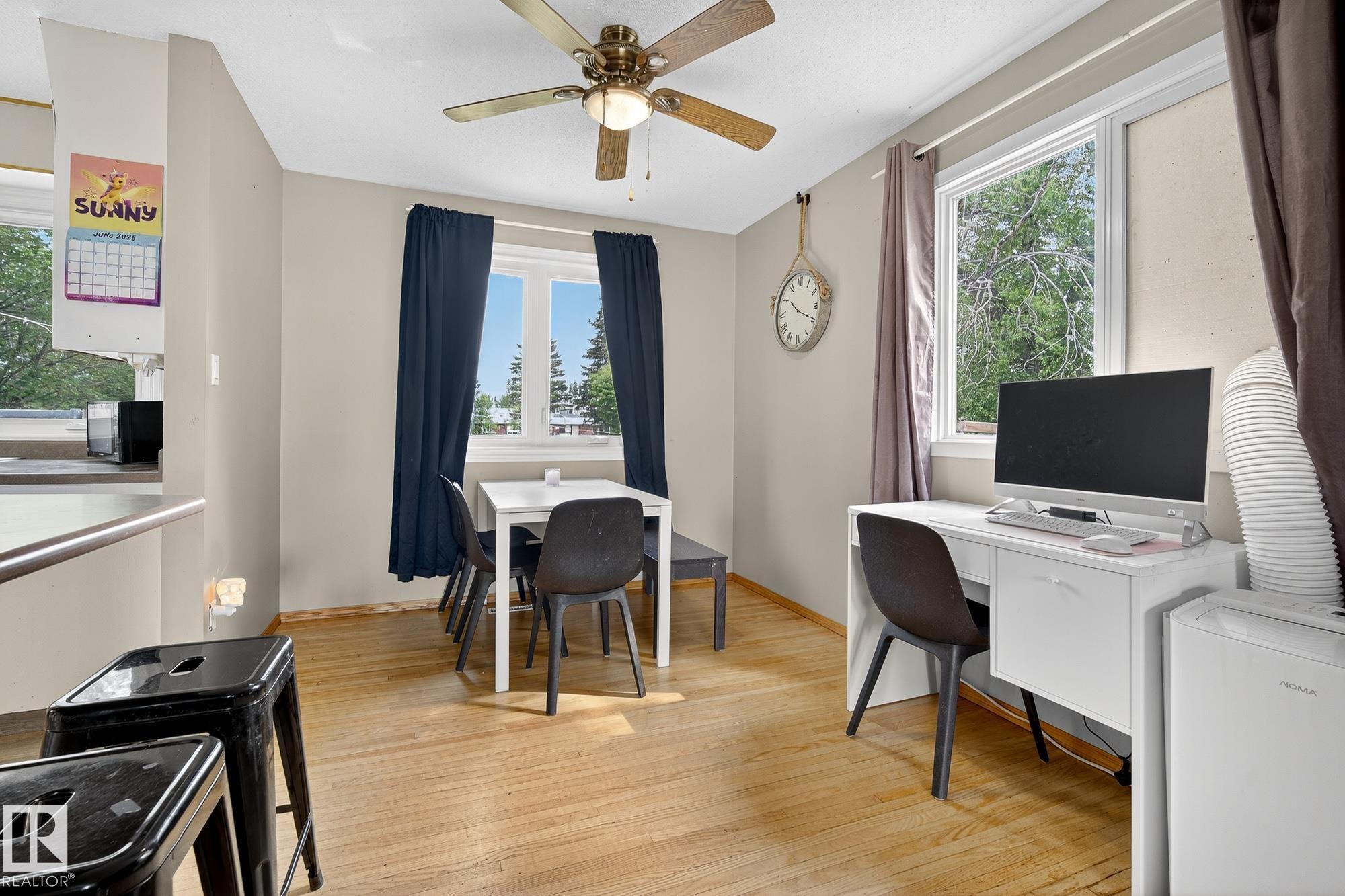 












320 1 Avenue

,
Thorhild,




AB
T0A 3J0

