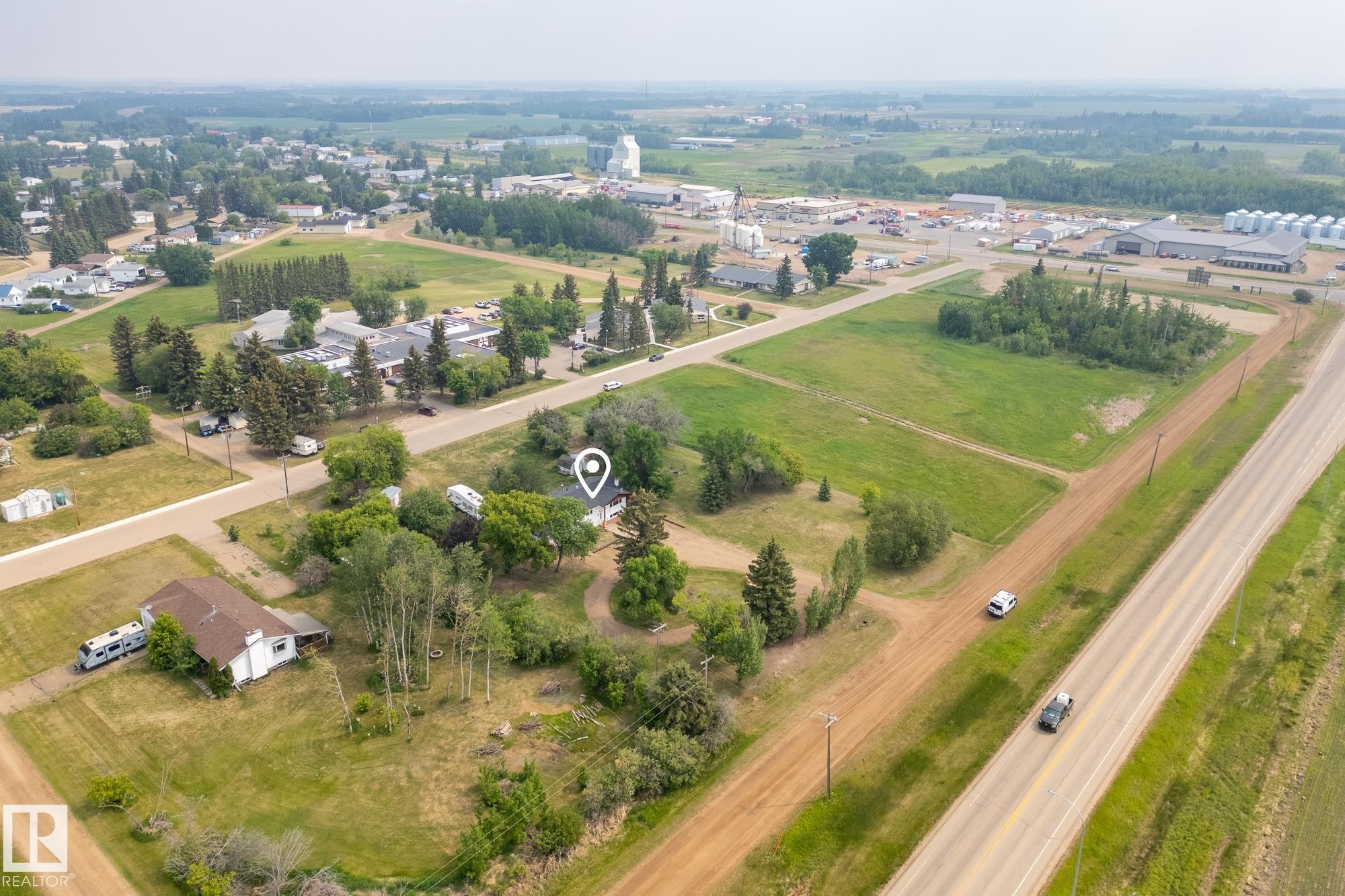 












320 1 Avenue

,
Thorhild,




AB
T0A 3J0

